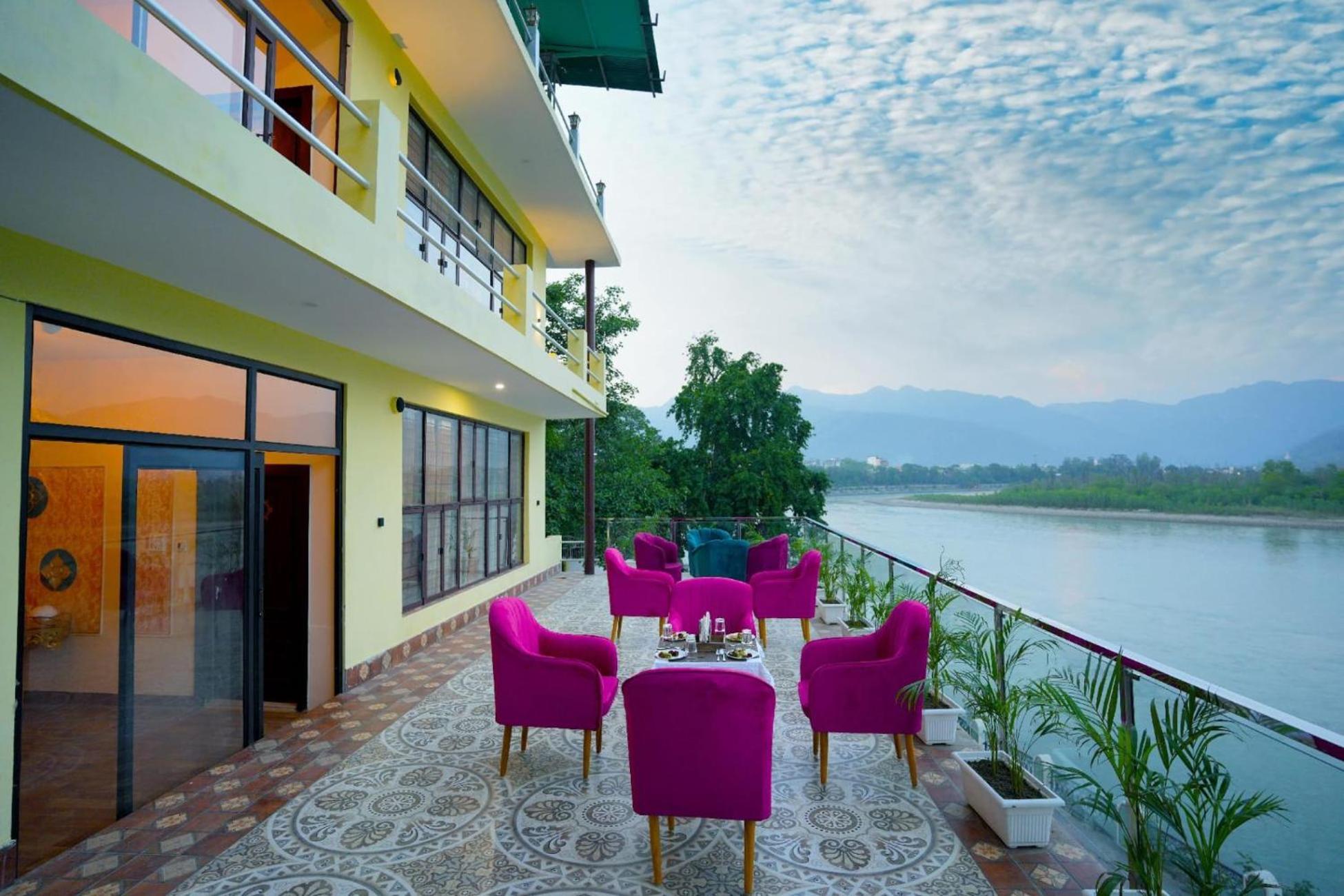 The Neeraj Naturecure On Ganga Rishikesh