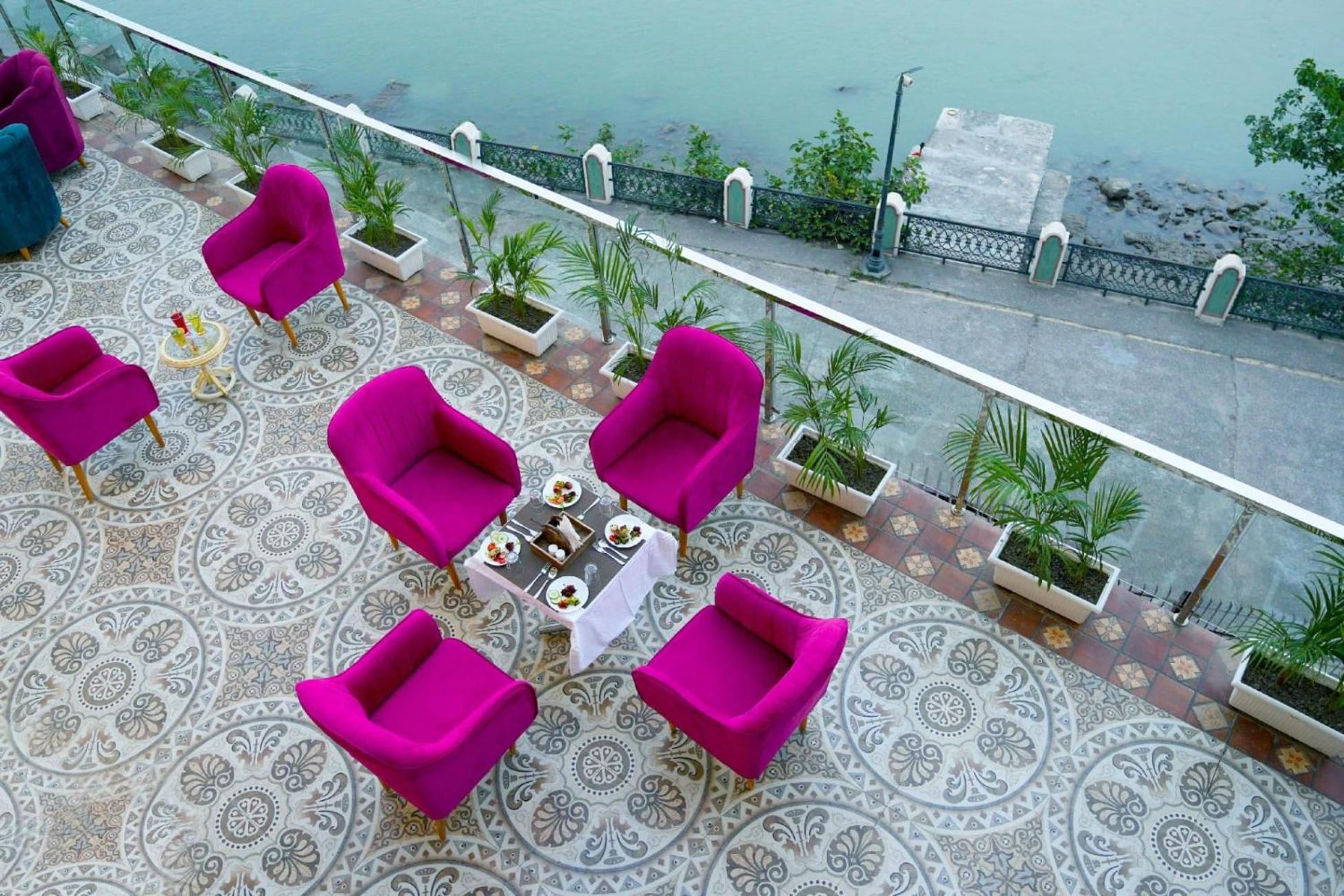The Neeraj Naturecure On Ganga Hotel Rishikesh