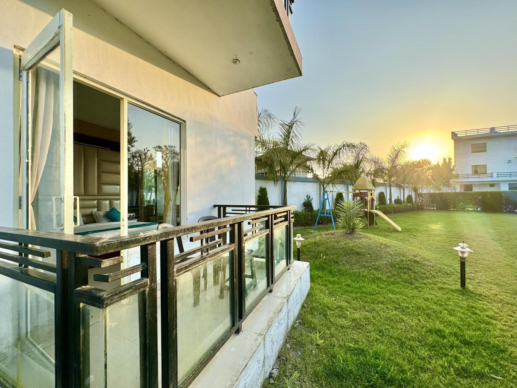 Resort Sumedha And Spa 4*