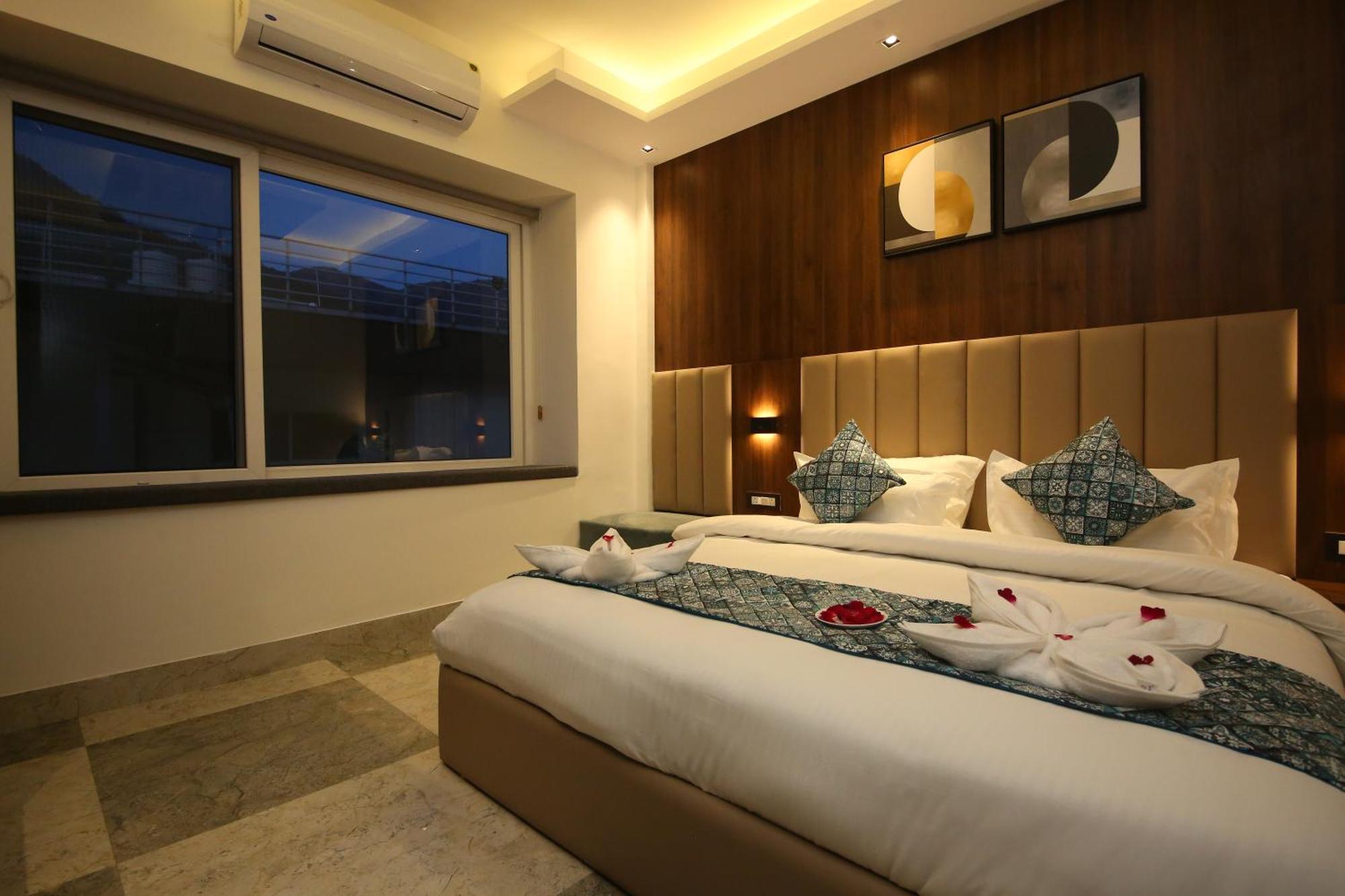 Dream Hotel