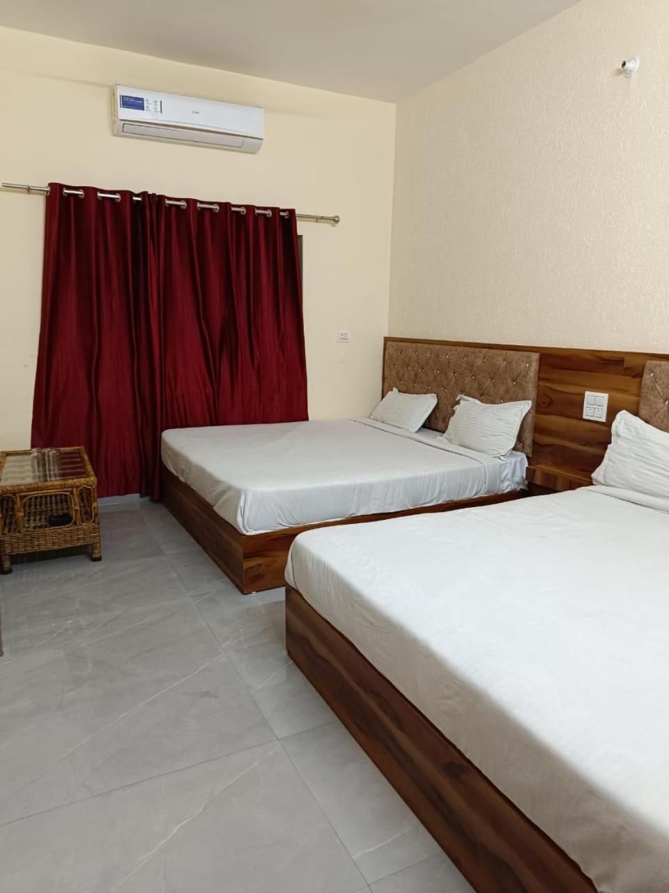 Hotel Shiv Ganga