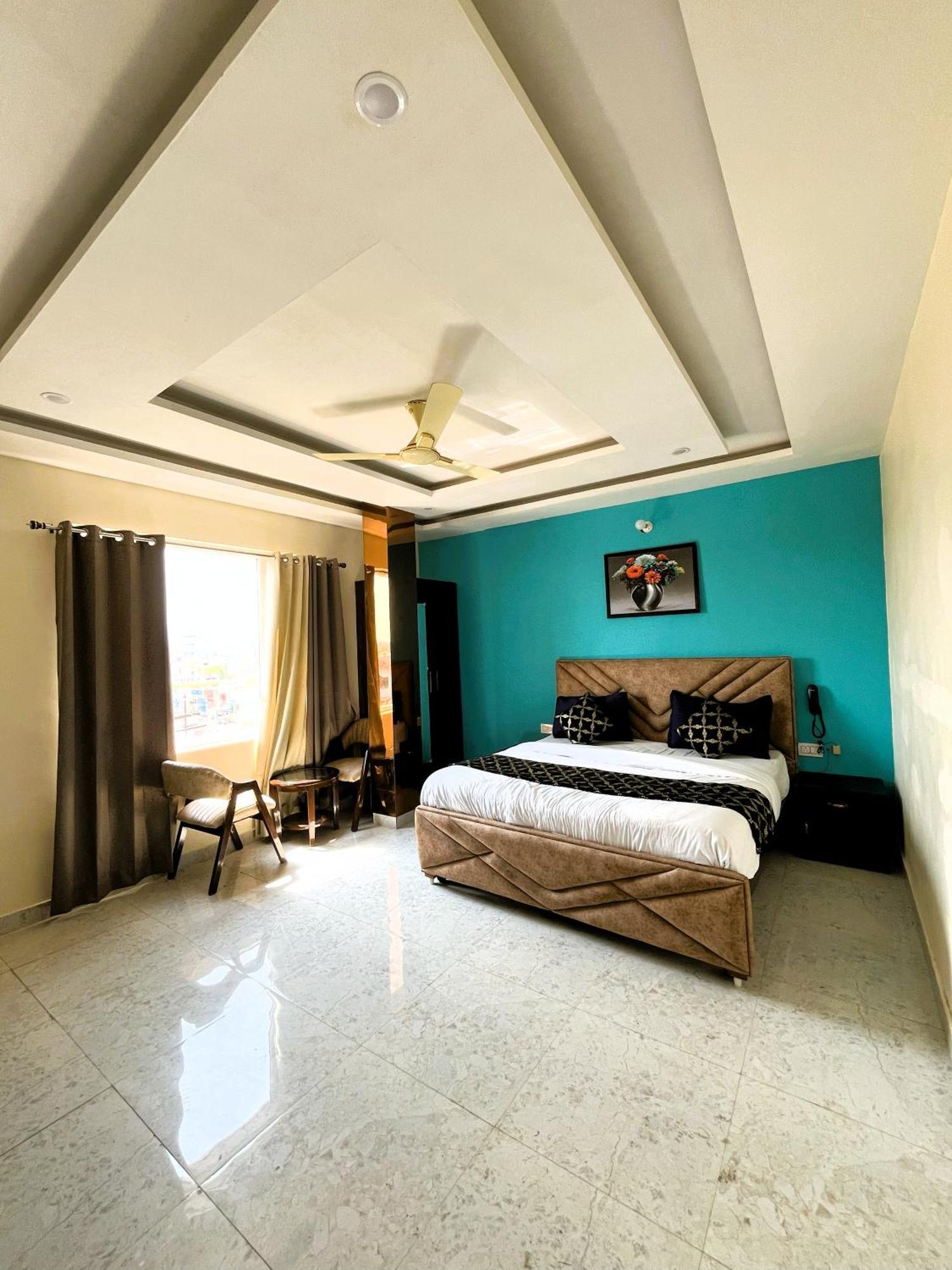 Hotel Grand