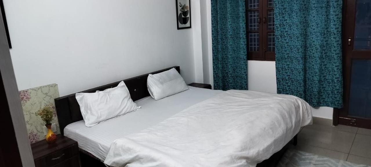 Ensquare - 2 Bedroom Near Laxman Jhula With Kitchen