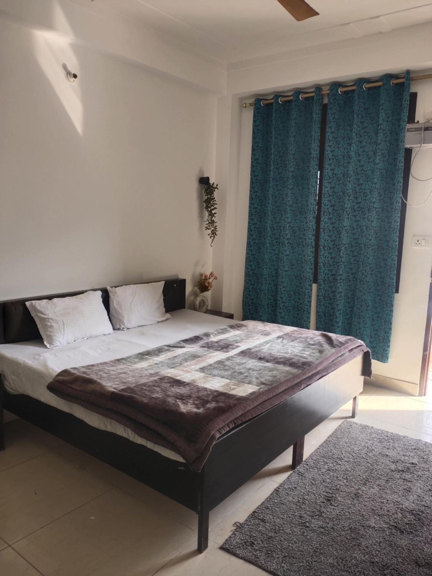 Apartment Ensquare - 2 Bedroom Near Laxman Jhula With Kitchen Rishikesh