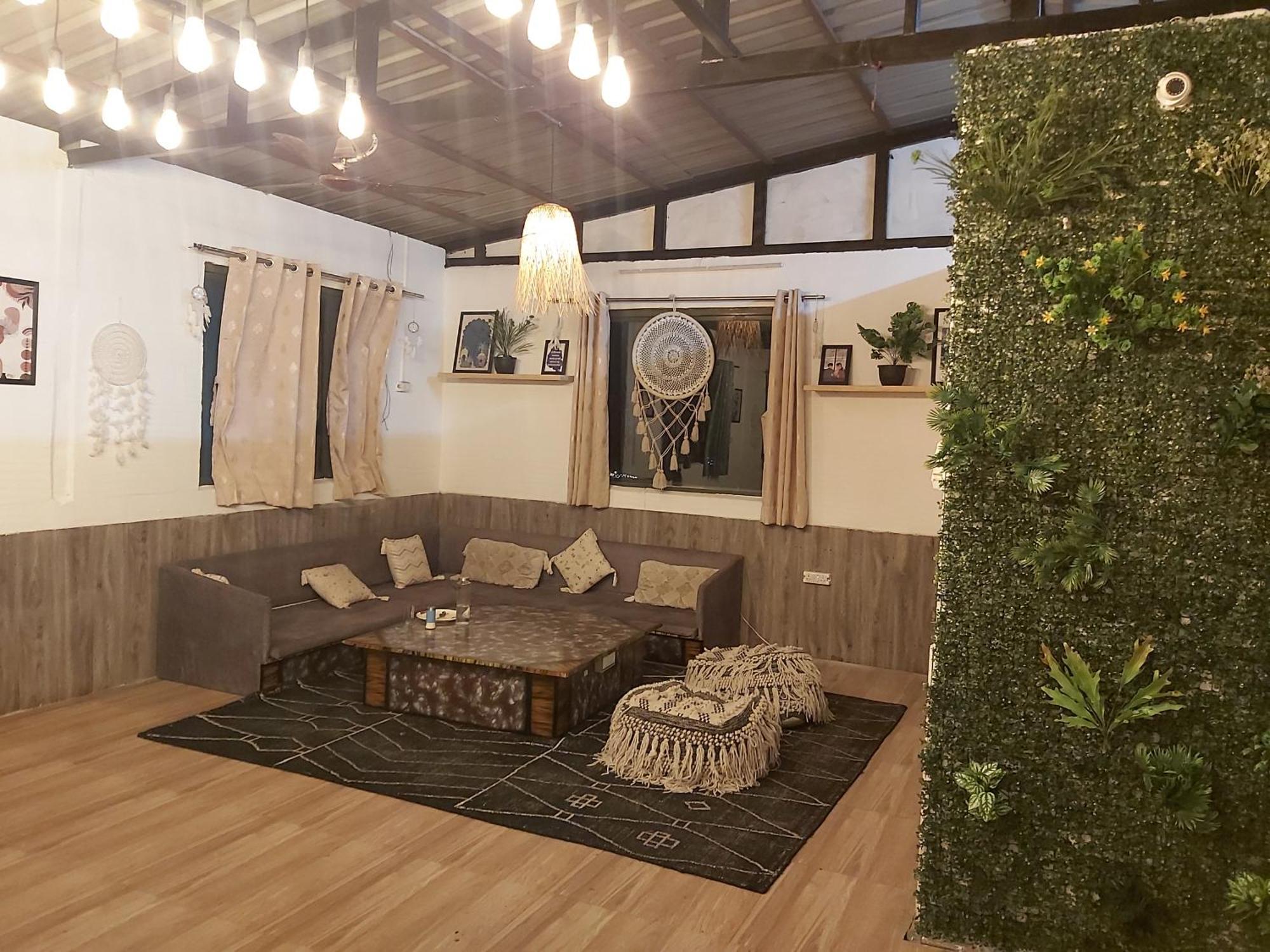 Apartment Ensquare - 2 Bedroom Near Laxman Jhula With Kitchen Rishikesh