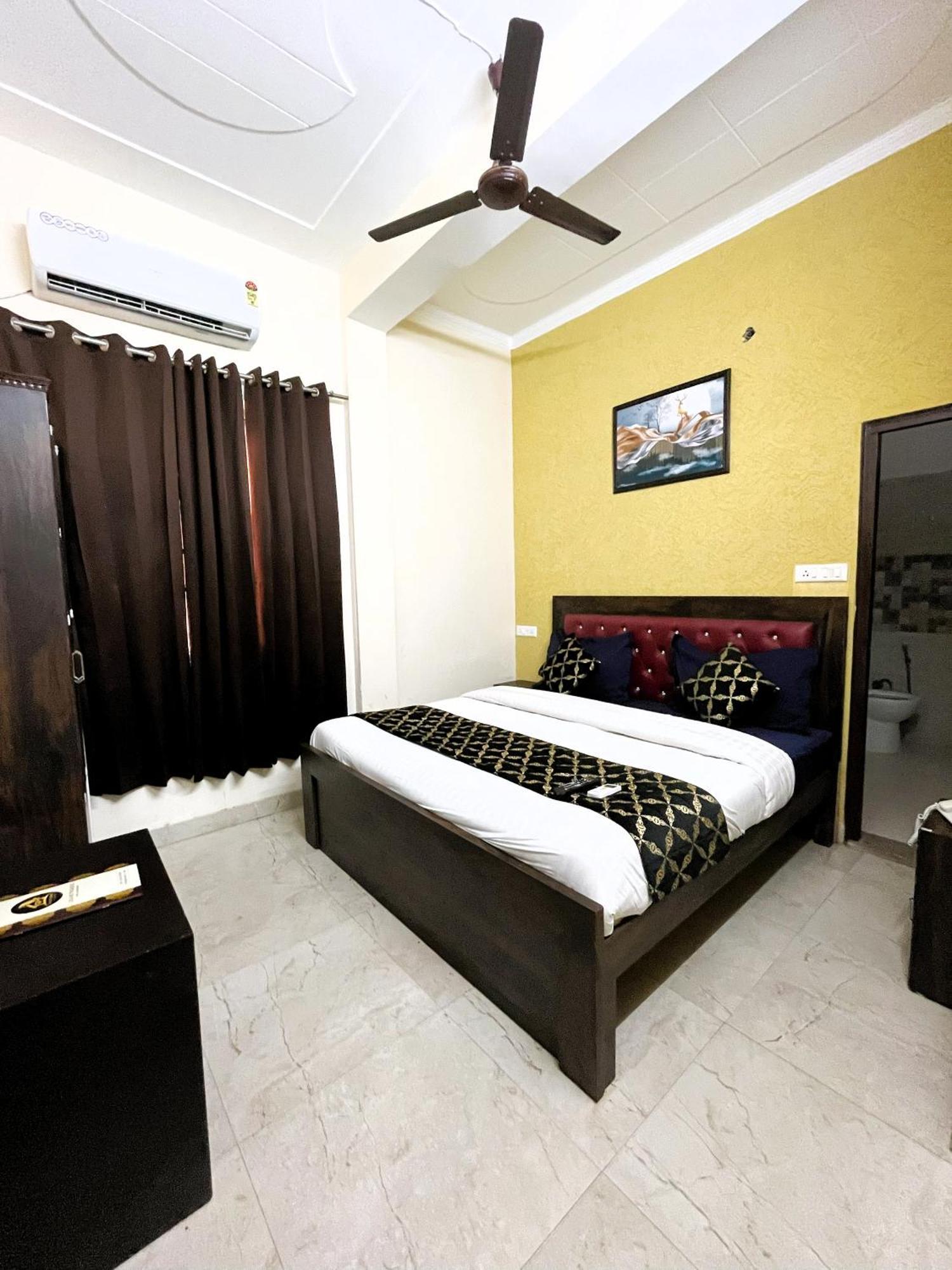 Hotel Grand 3*