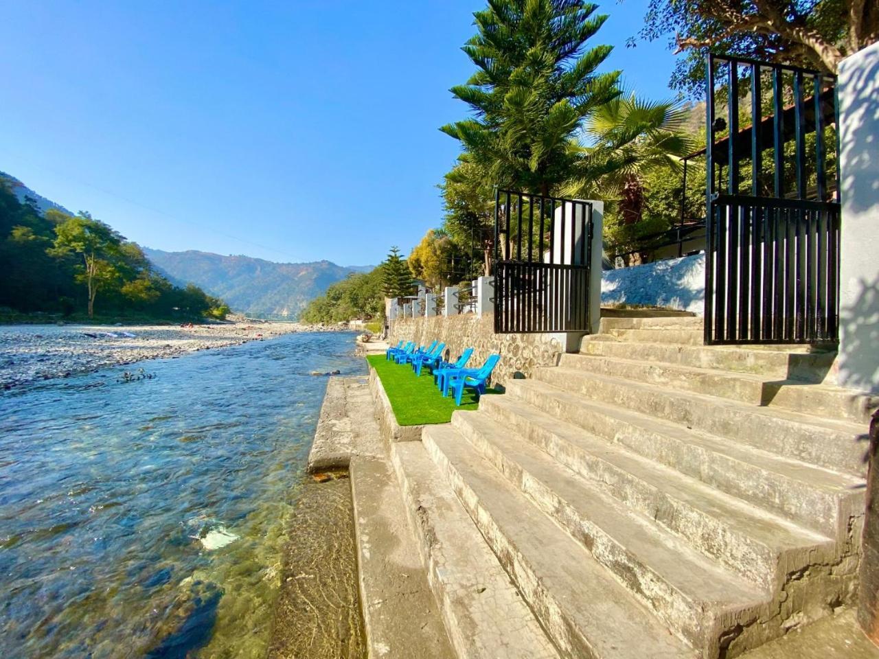 Resort Euphoric River