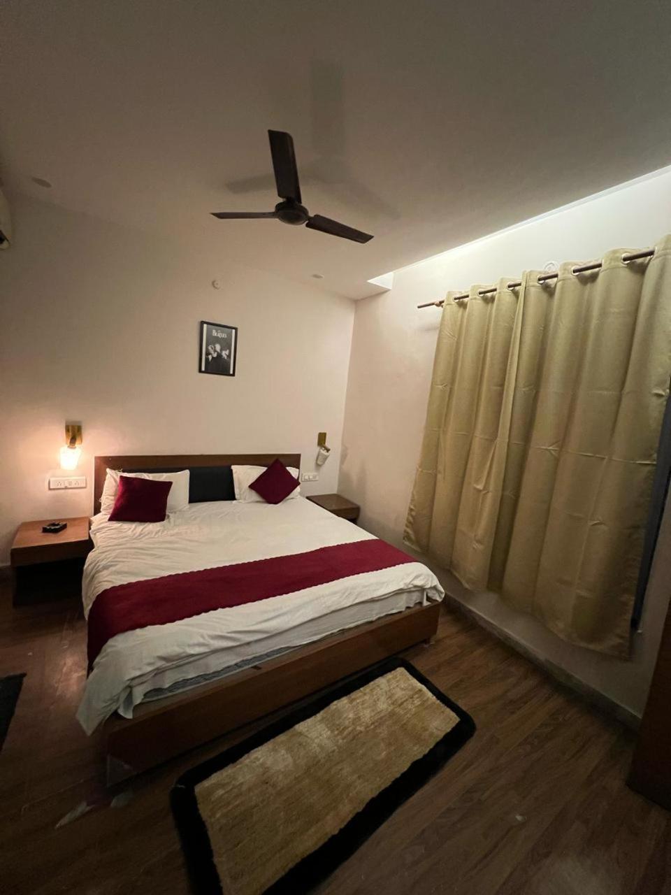 Unplan Hostel