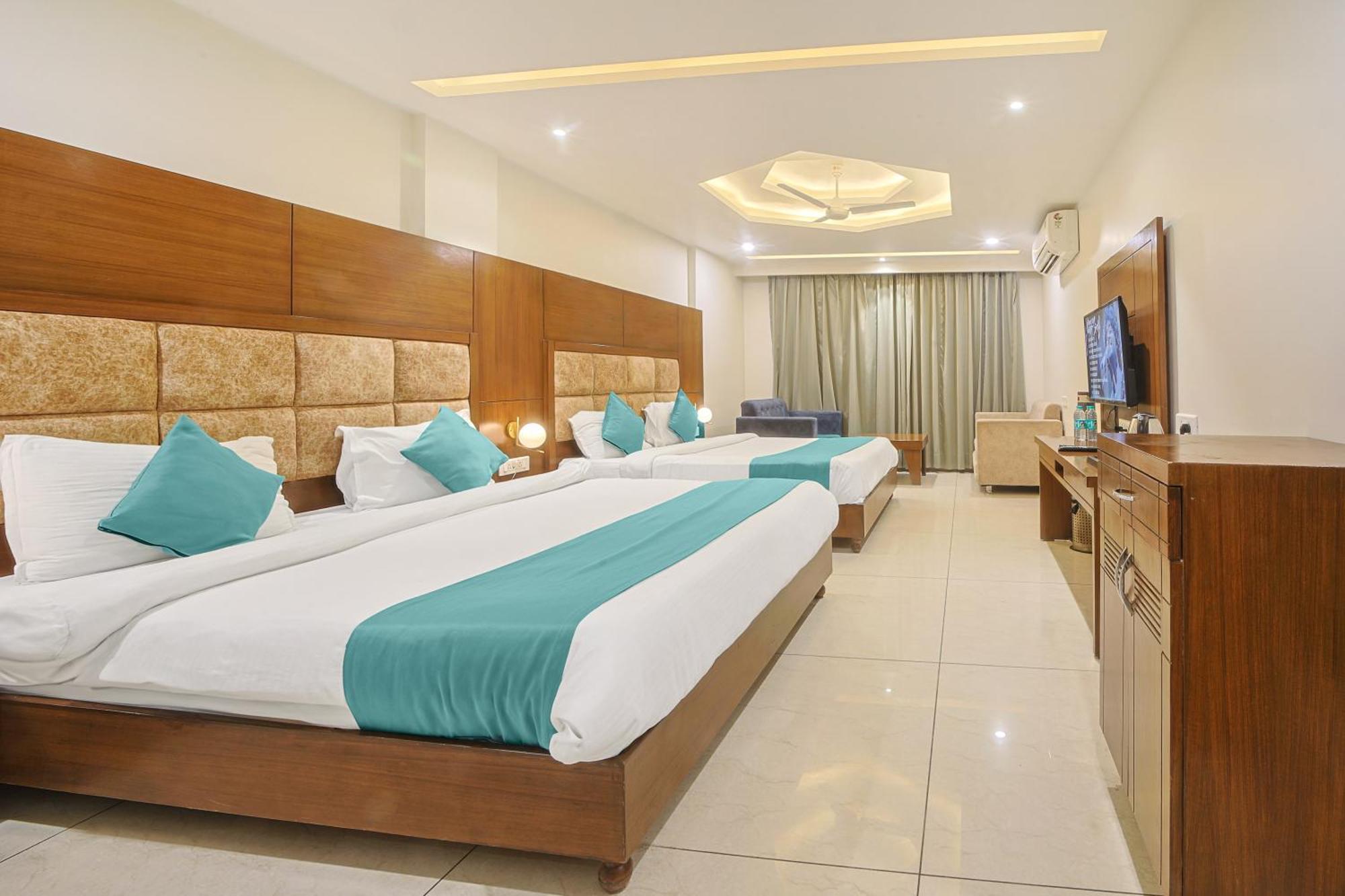 - Behind Parmarth Niketan Hotel Rishikesh