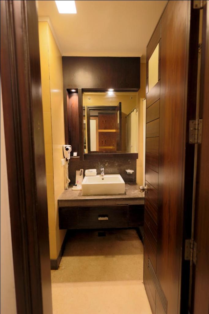 The Amaris Hotel