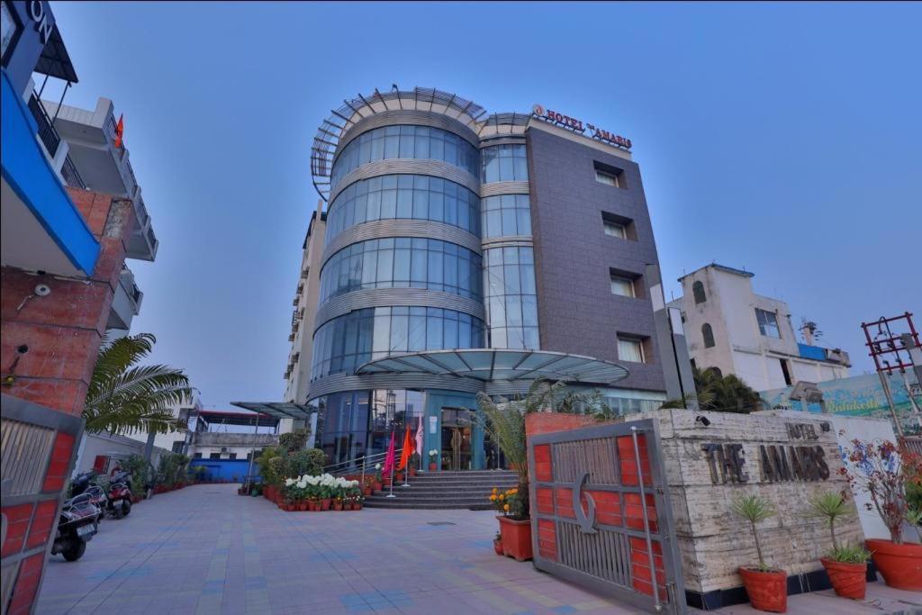 The Amaris Hotel 4*