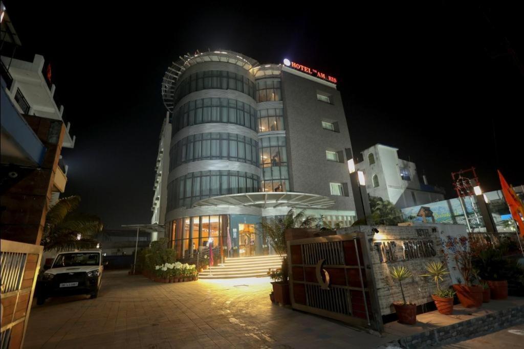 The Amaris Hotel