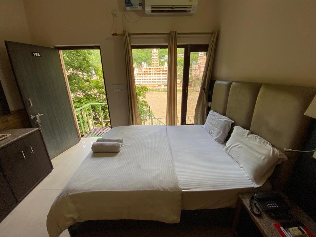 Hotel Kunwar Residency Rishikesh