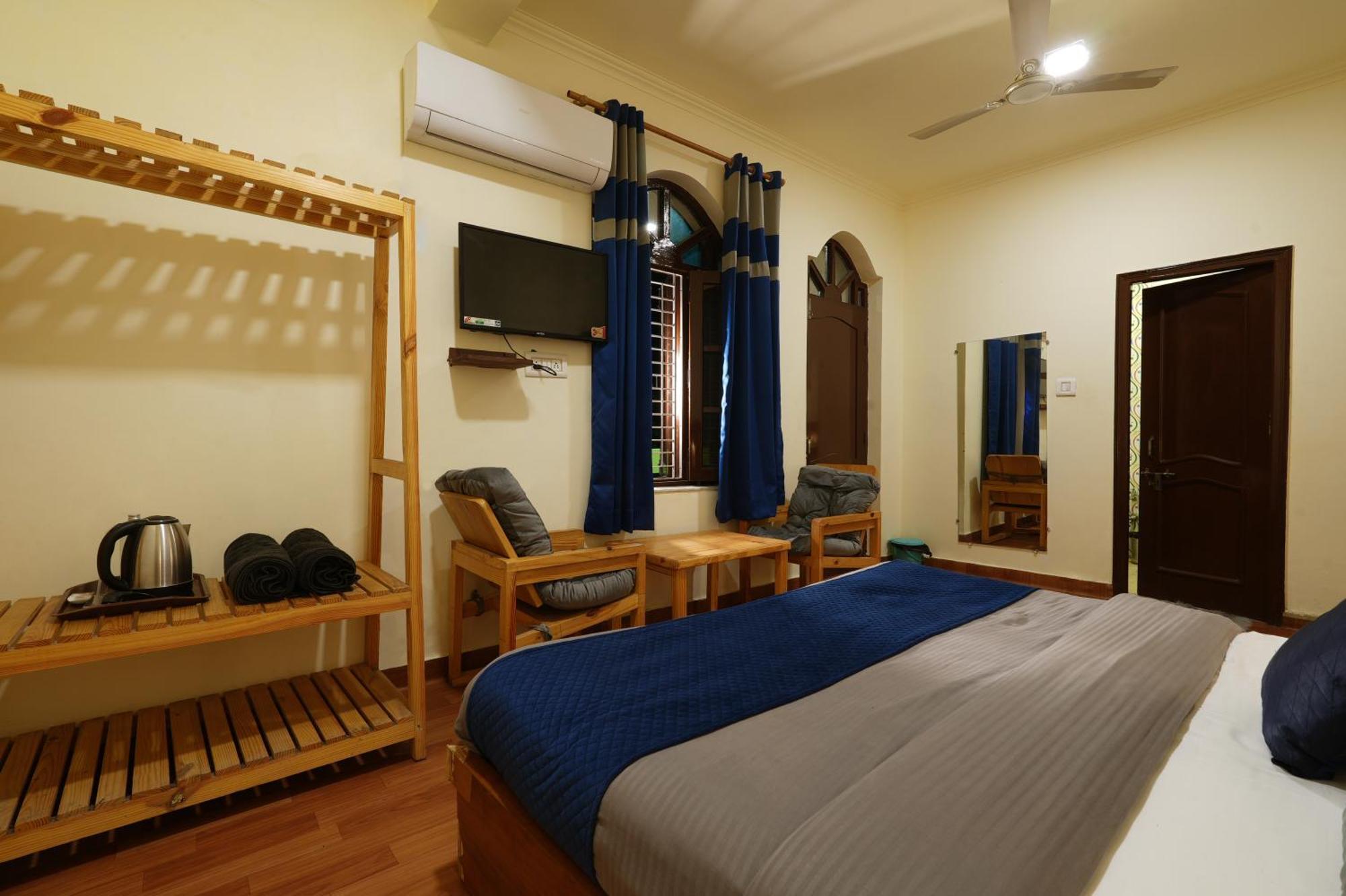 Hostel Shalom Backpackers