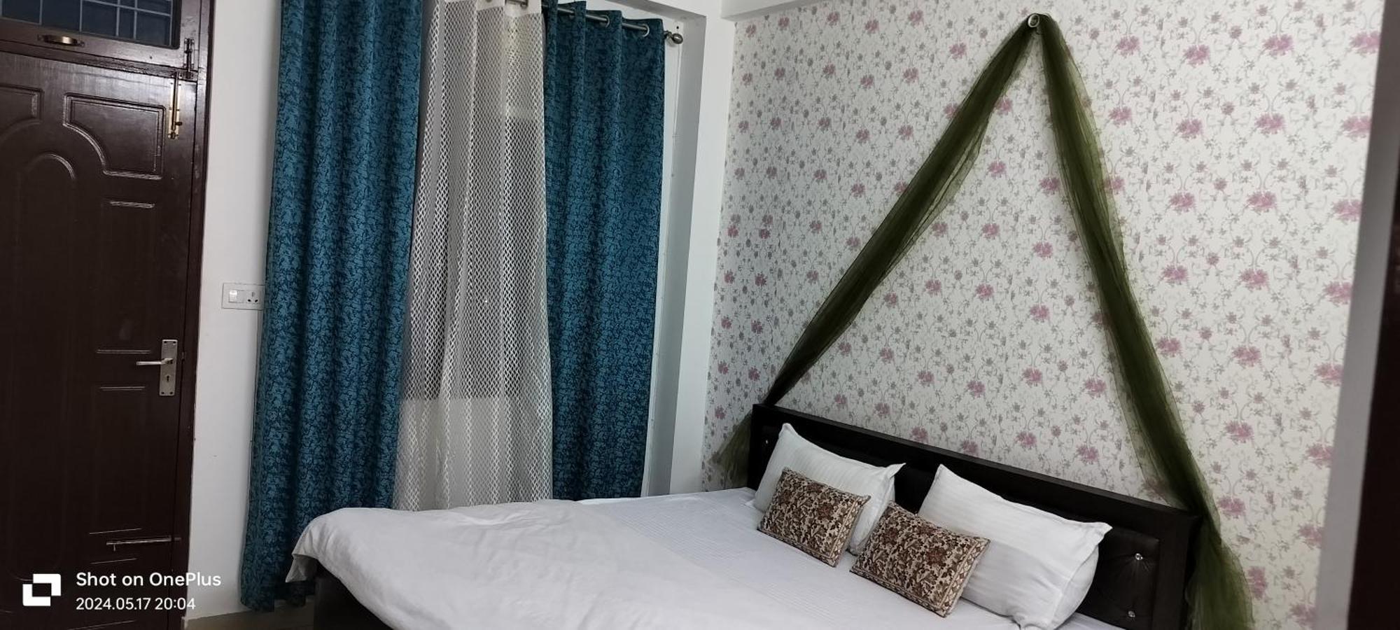 Ensquare - 2 Bedroom Near Laxman Jhula With Kitchen * Rishikesh
