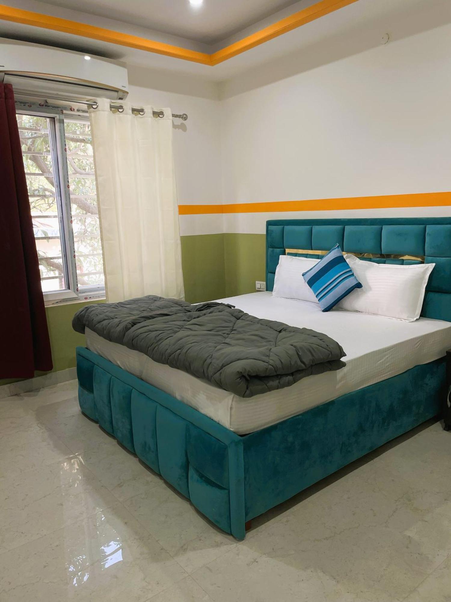 Madpackers Laxman Jhula Hostel Rishikesh