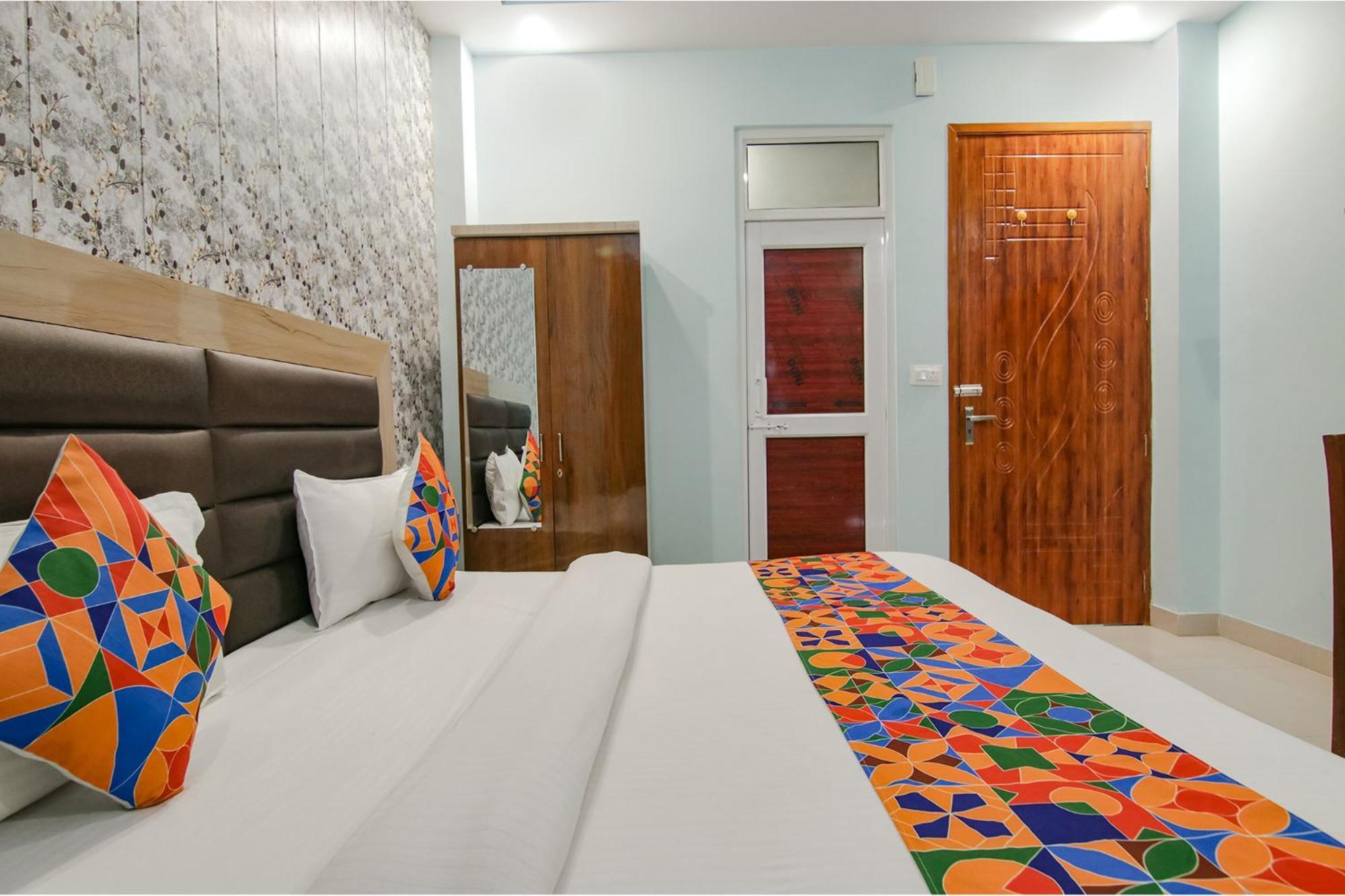 Hotel Kaanha Residency By Shree Krishna Hospitality 3*