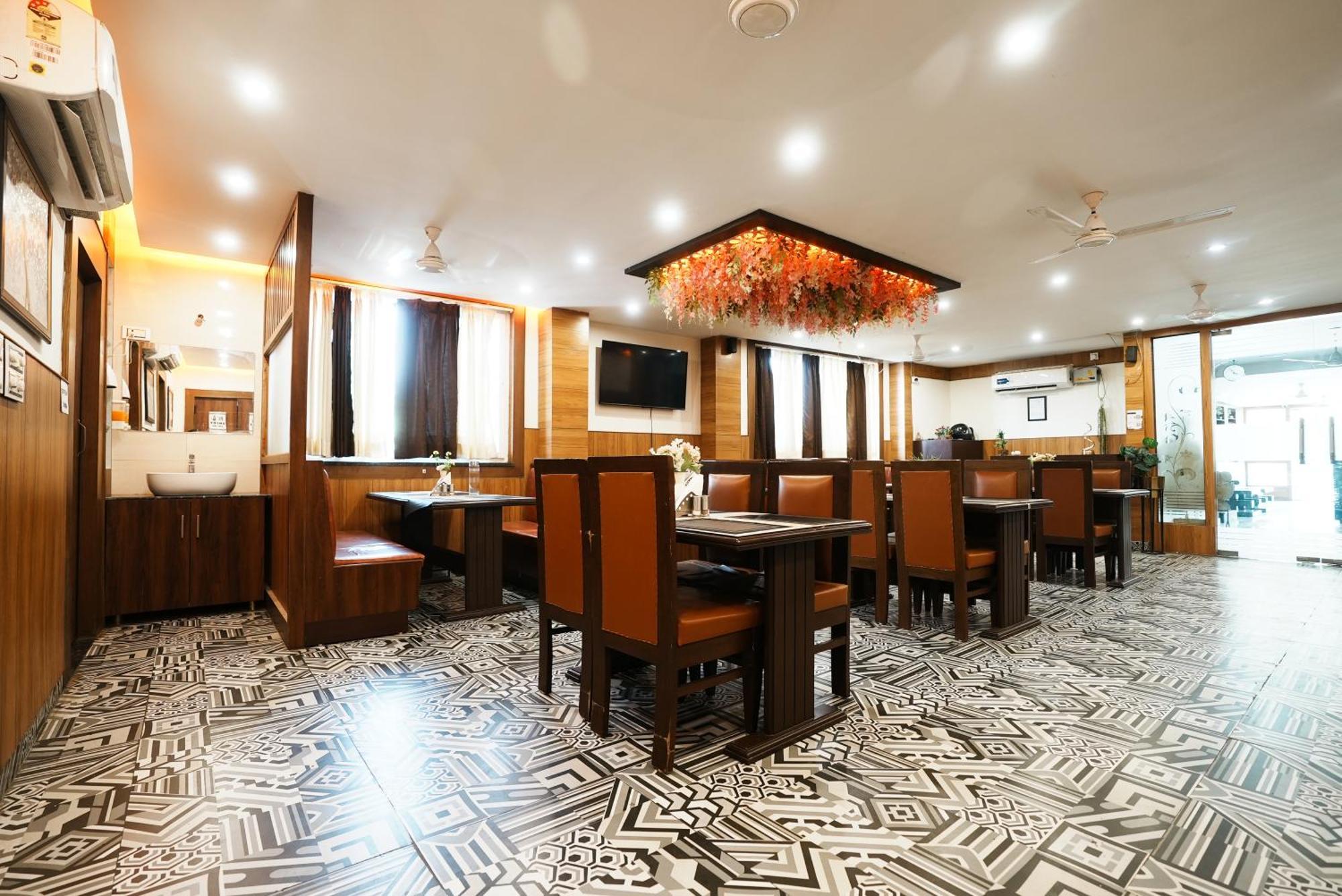 The 7 Seas 3* Rishikesh