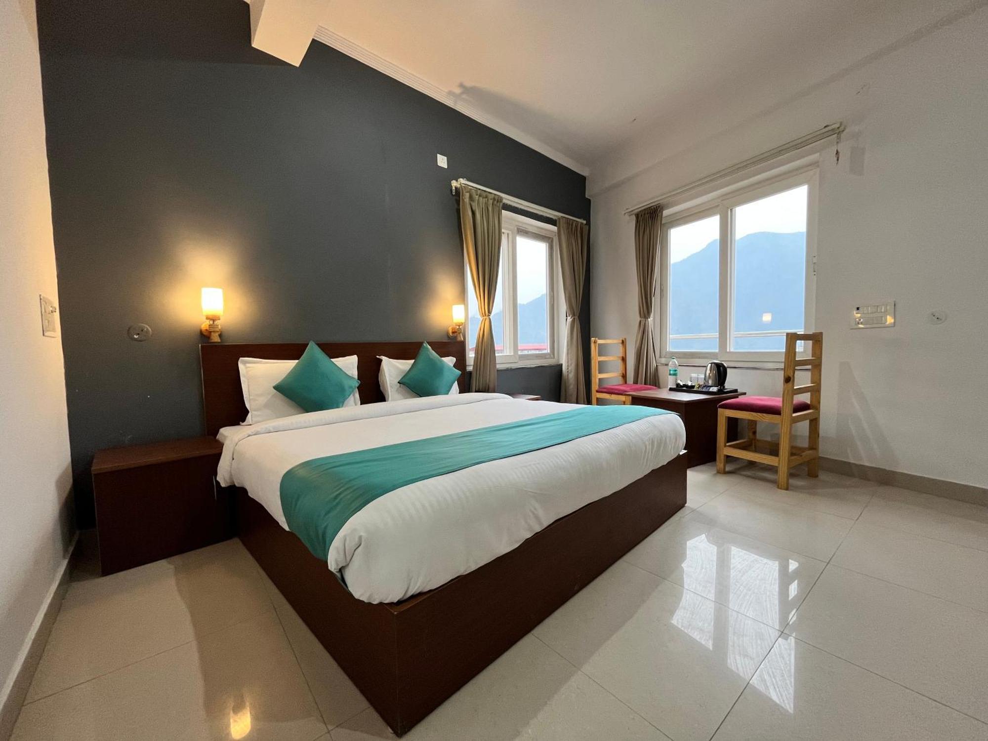 The Yachis Hotel *