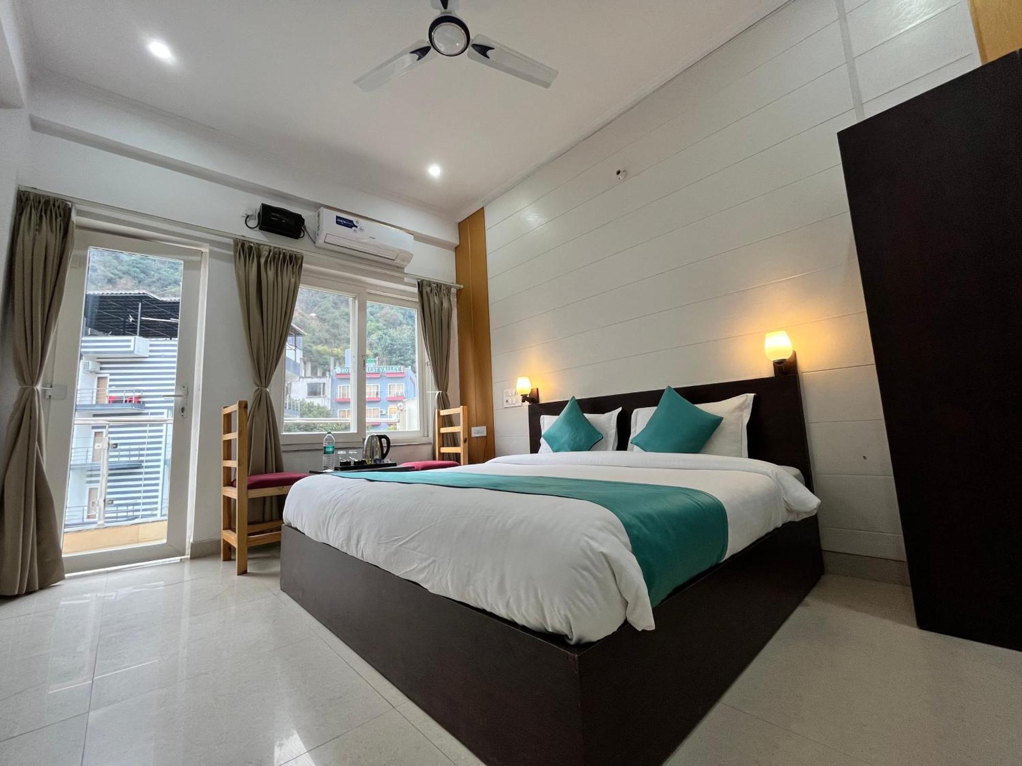 The Yachis Hotel