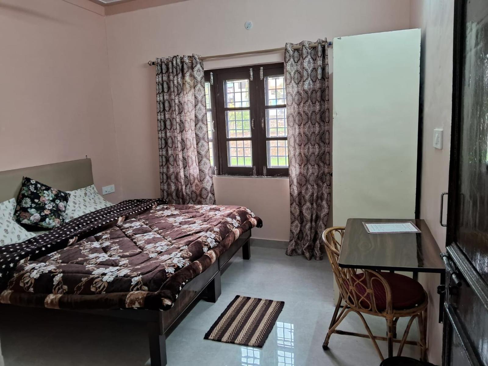Gungun Homestay Rishikesh