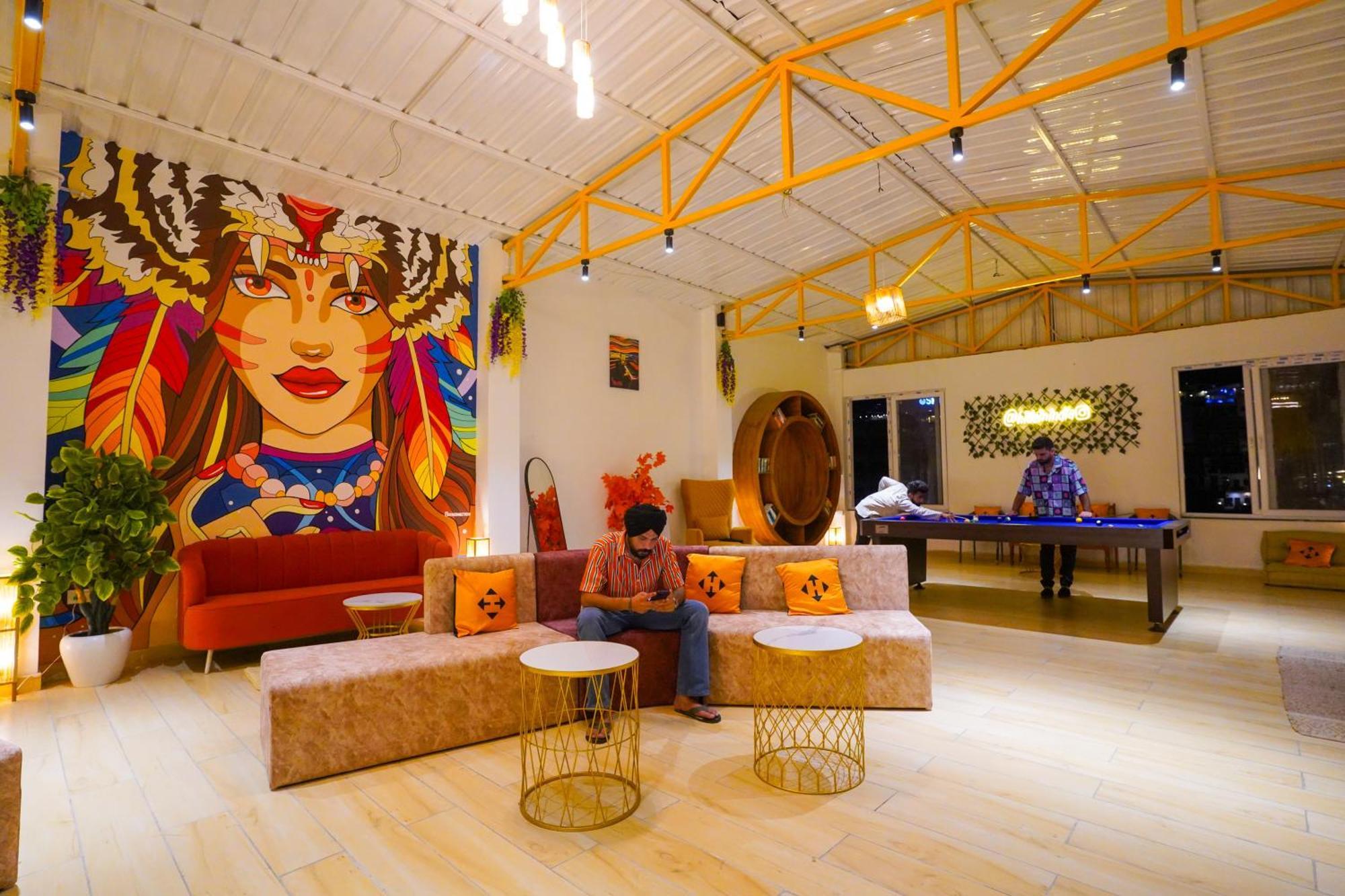 Hostel Hide-in Rishikesh, Laxman Jhula *