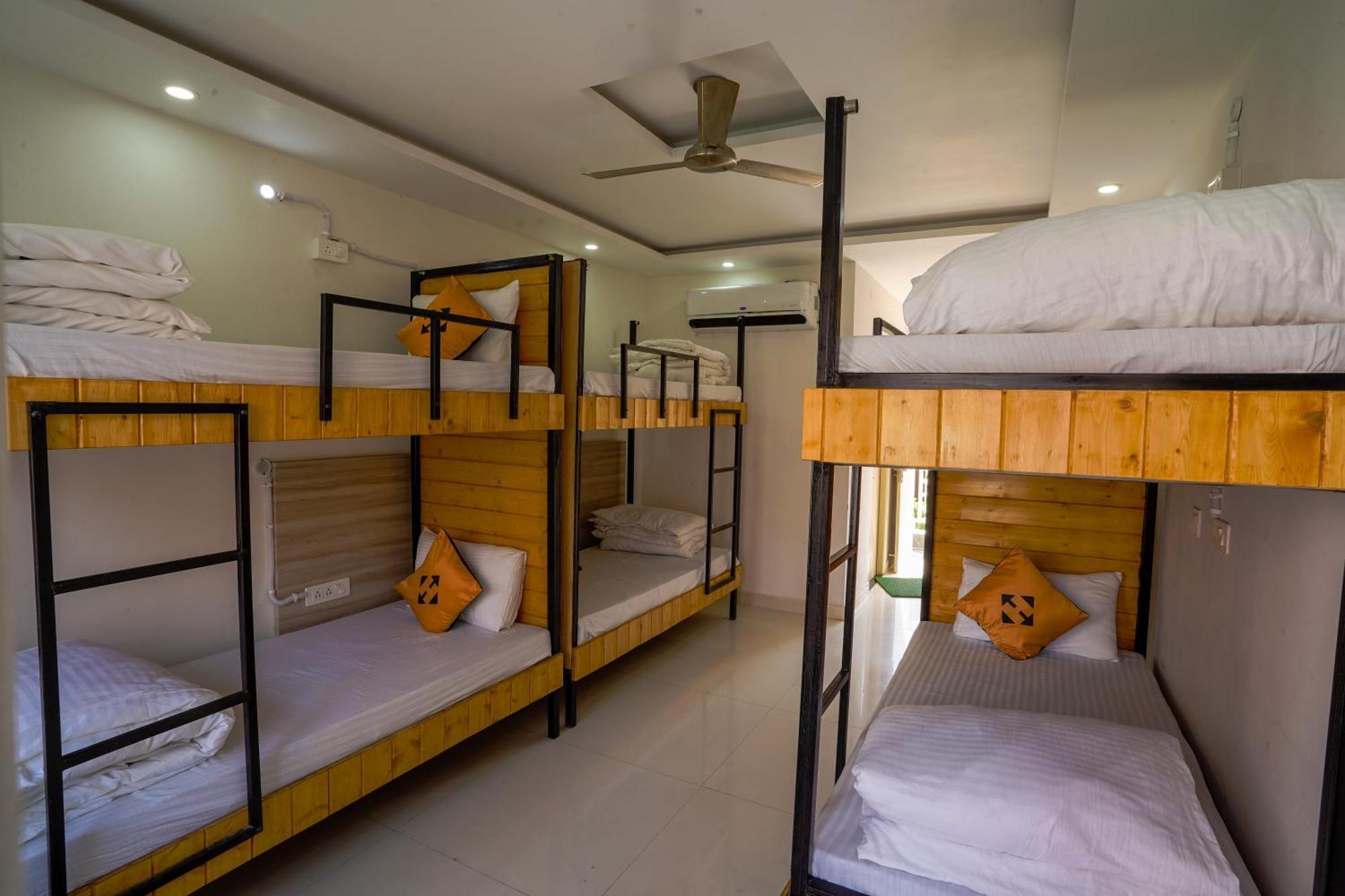 Hide-in Rishikesh, Laxman Jhula *