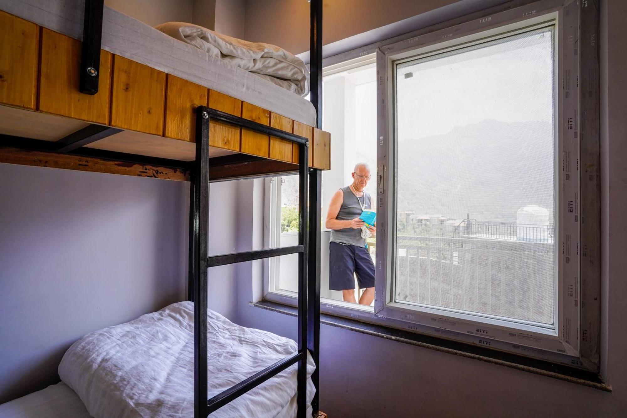 Hide-in Rishikesh, Laxman Jhula * Rishikesh