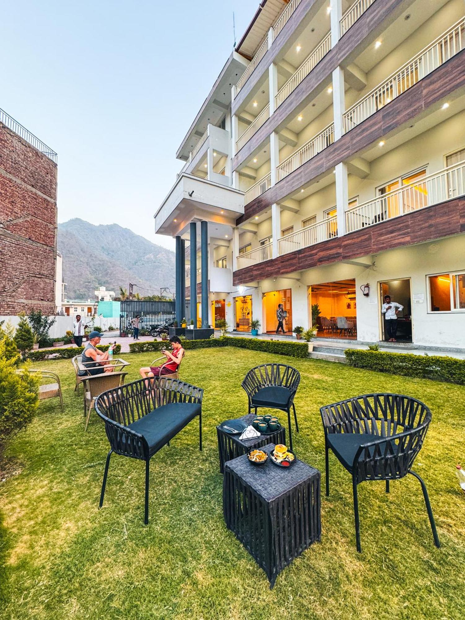 Hide-in Rishikesh, Laxman Jhula Rishikesh