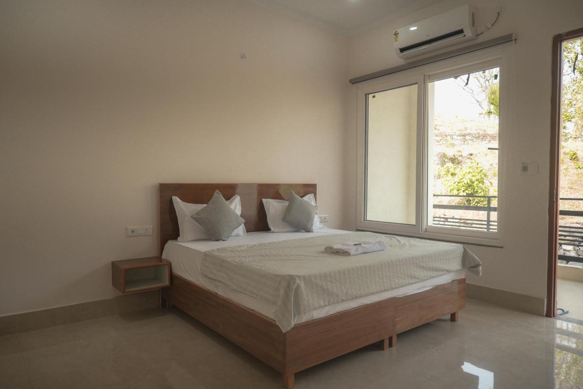 Mount Valley Mama Hotel