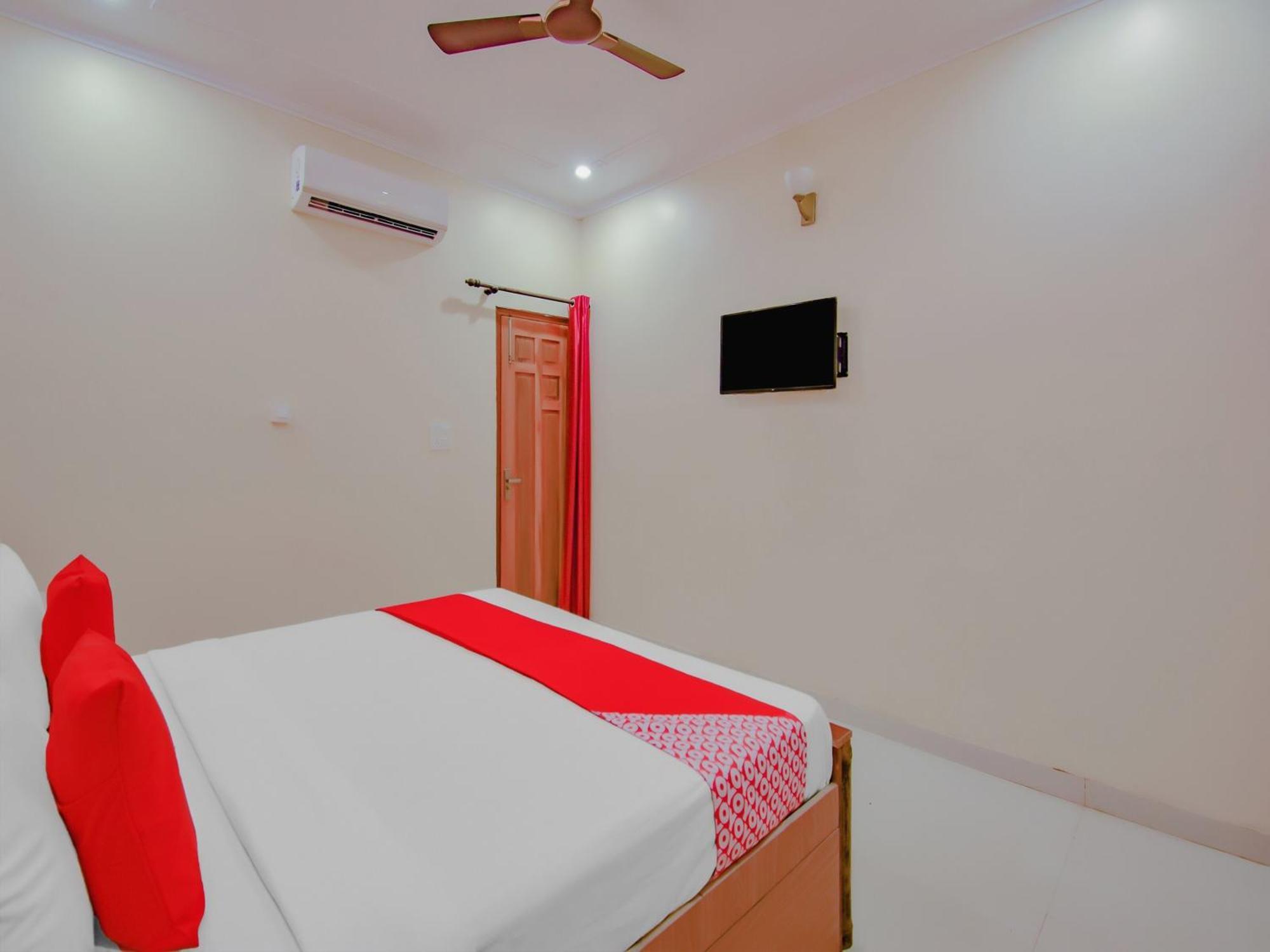 Hotel O Yog 1