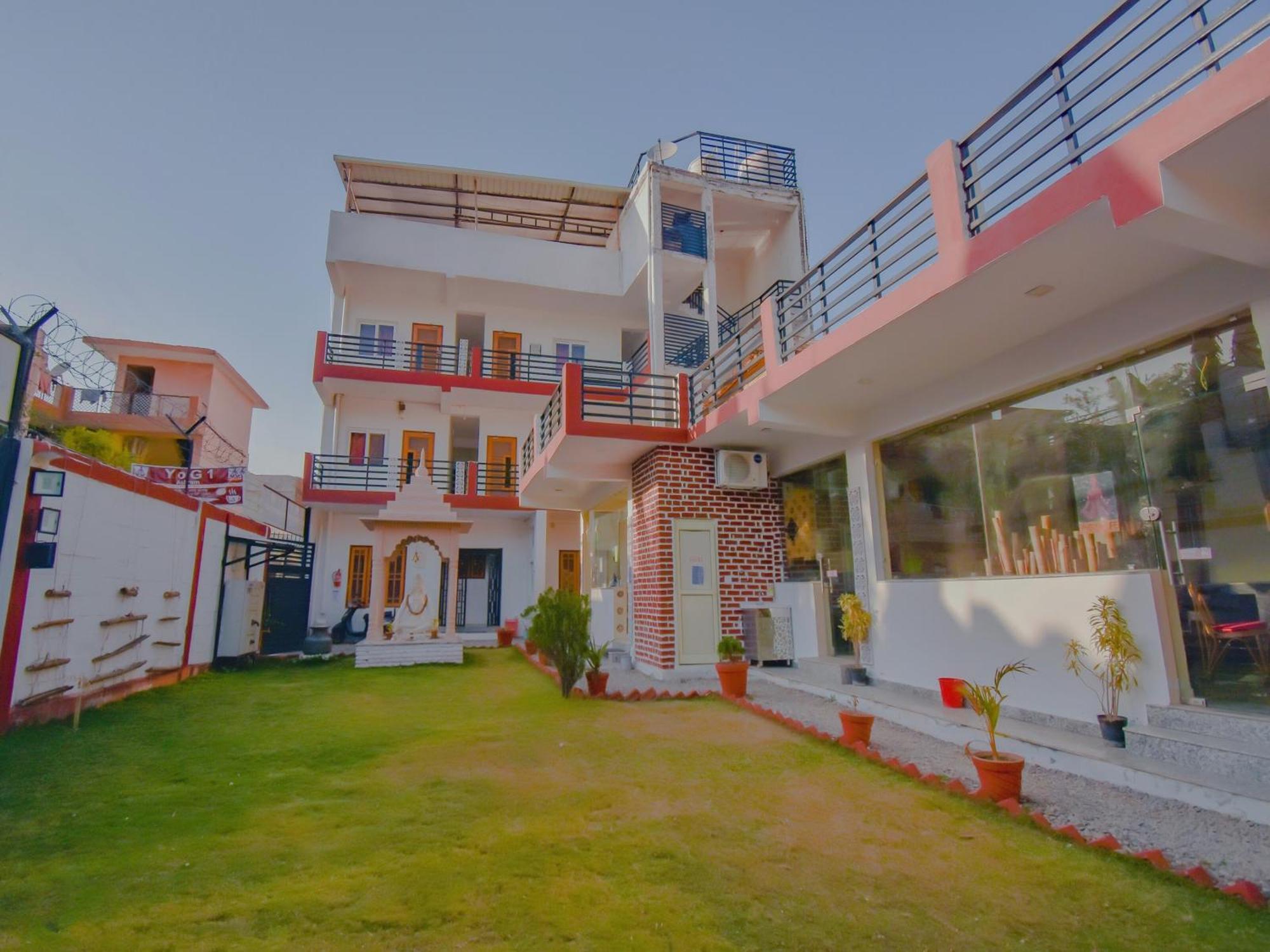Hotel O Yog 1