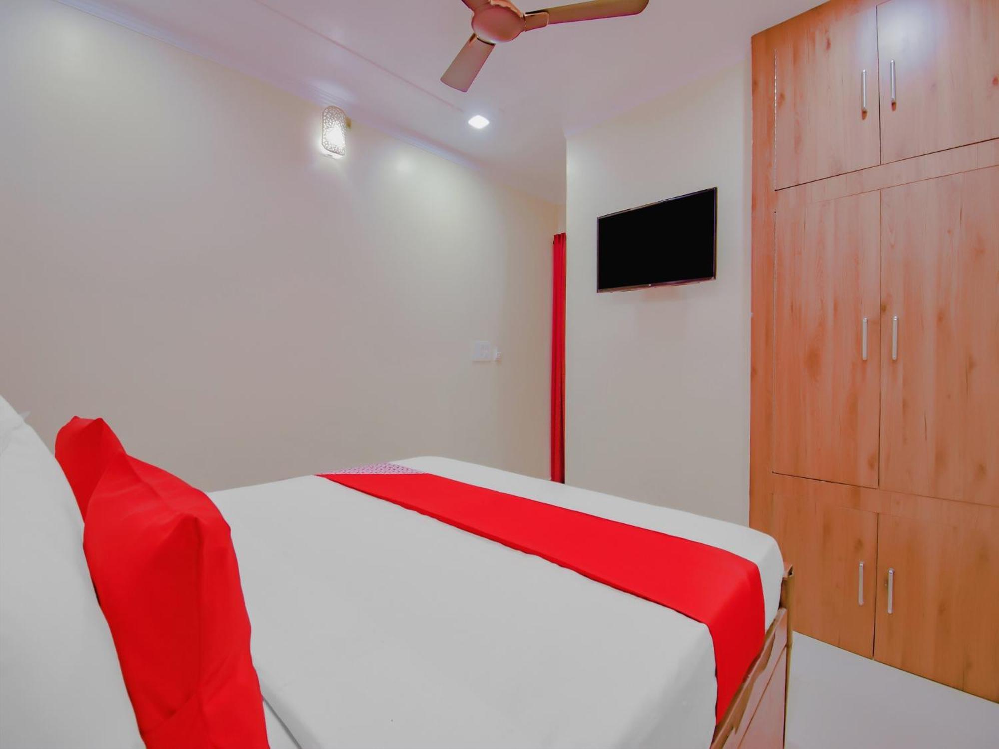 Hotel O Yog 1 3*