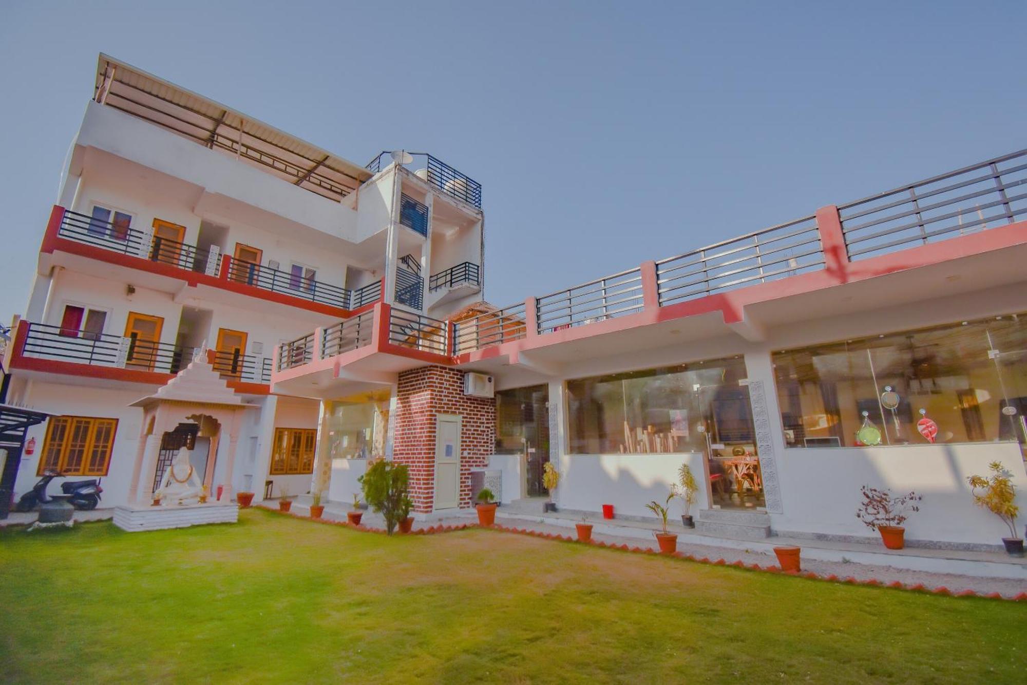 Hotel O Yog 1