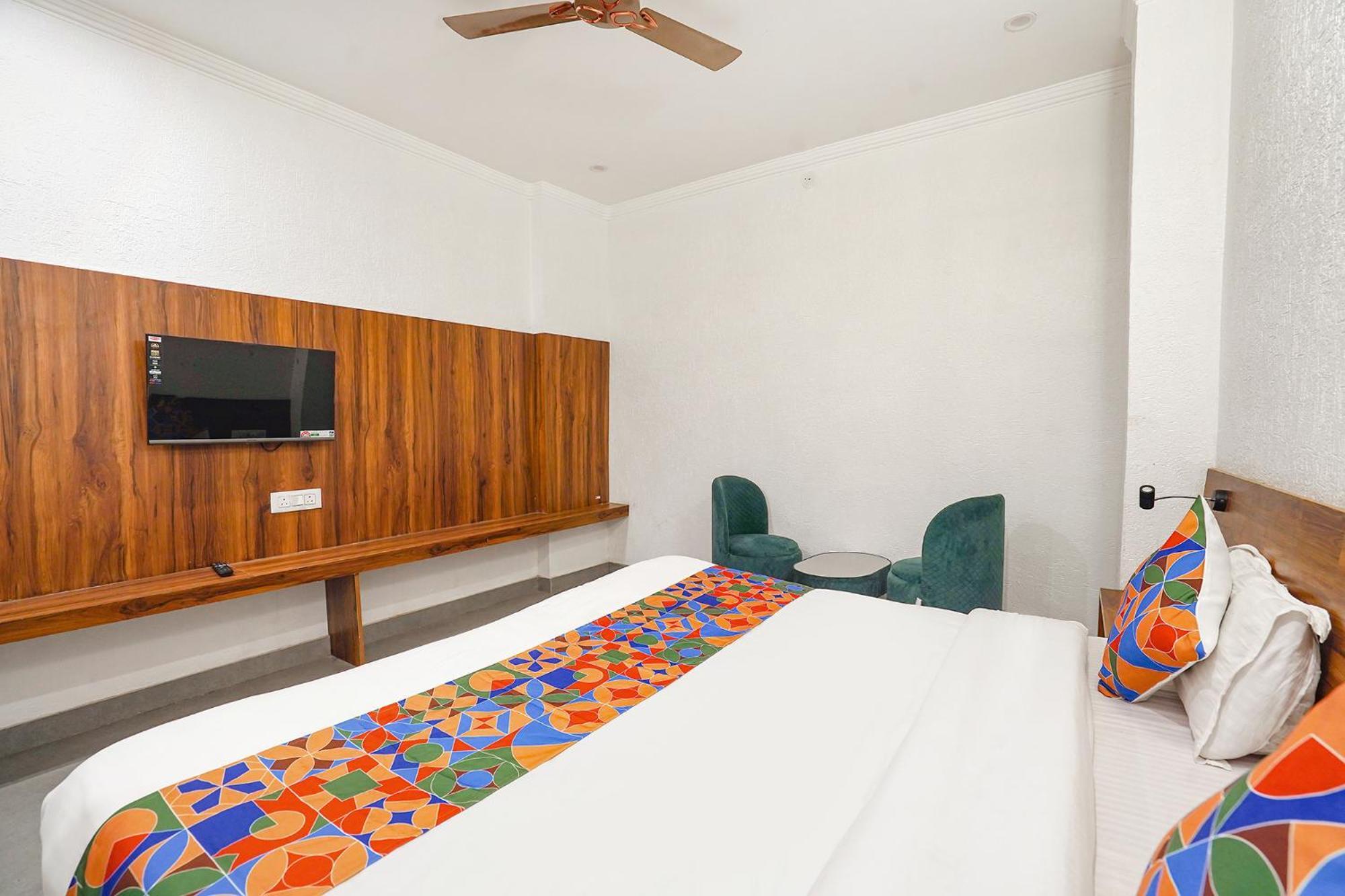 Montreal By Madhuban Hotel