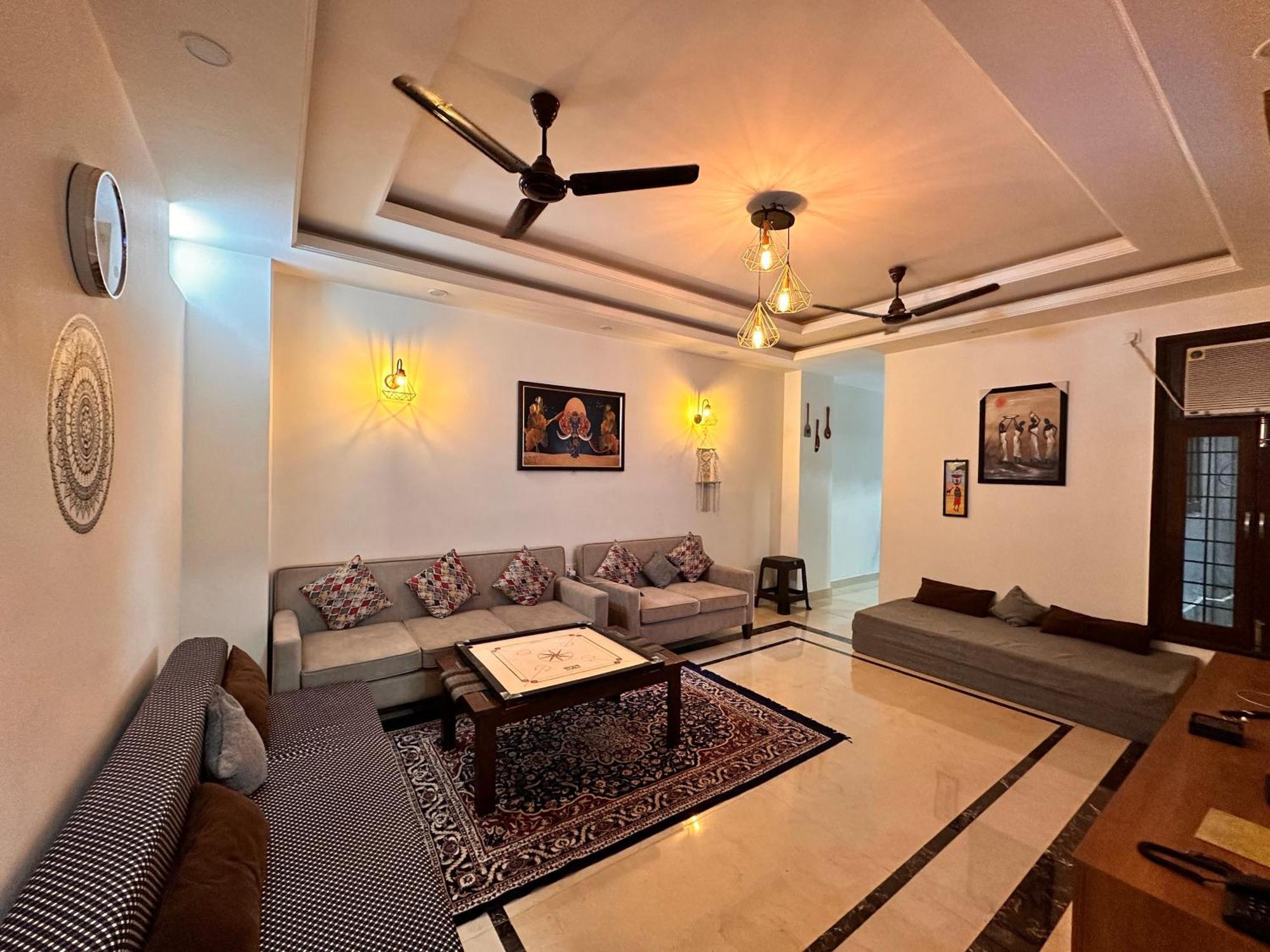 Yoga Retreat At The Ganges In * Rishikesh