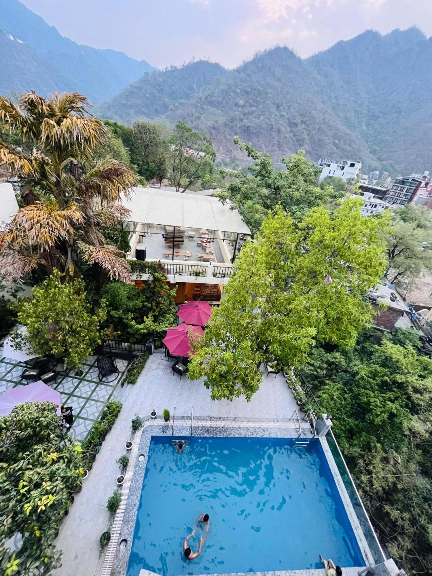 Yogved Hospitality & 3* Rishikesh