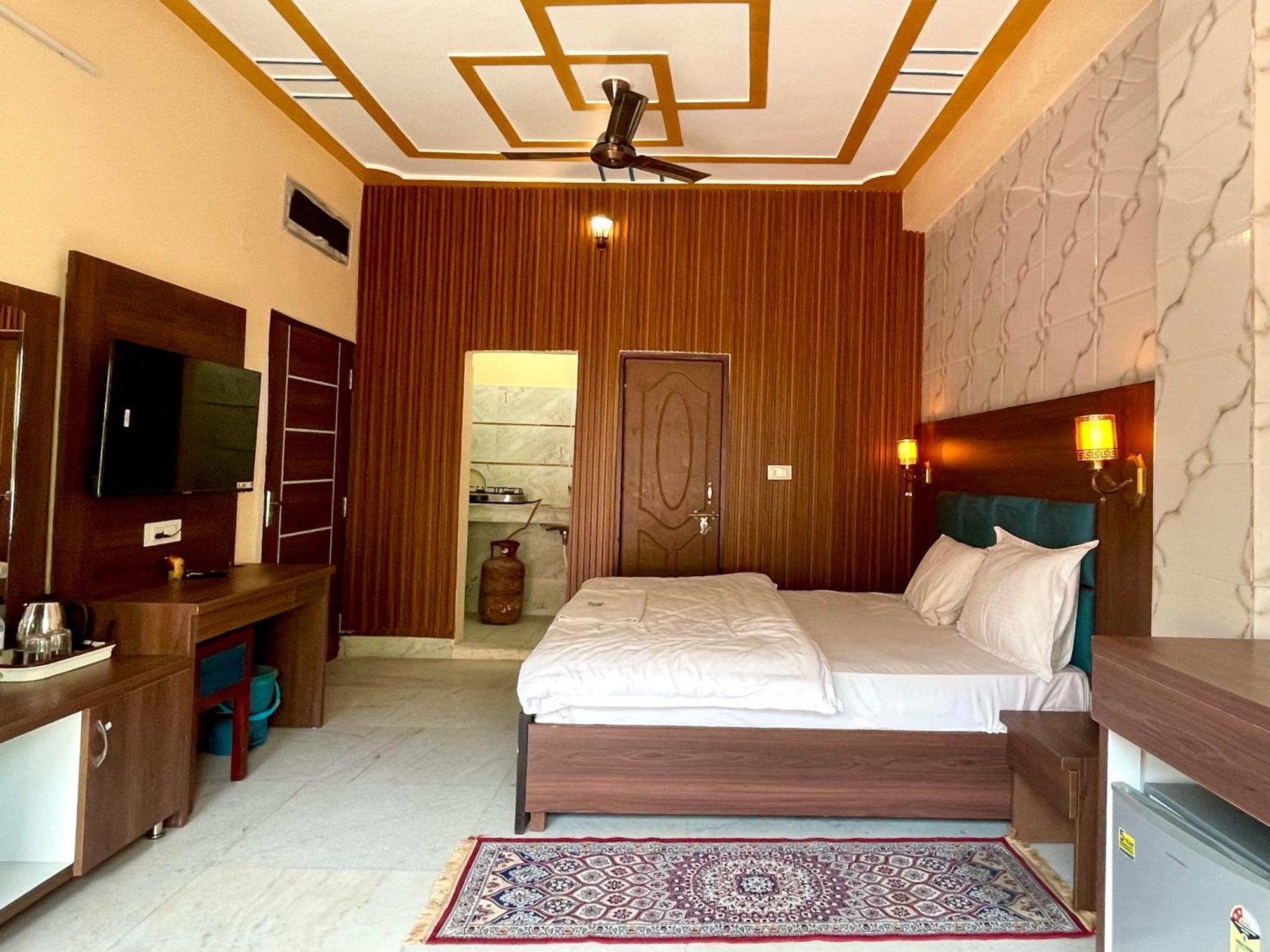 Himalaya Homestay *
