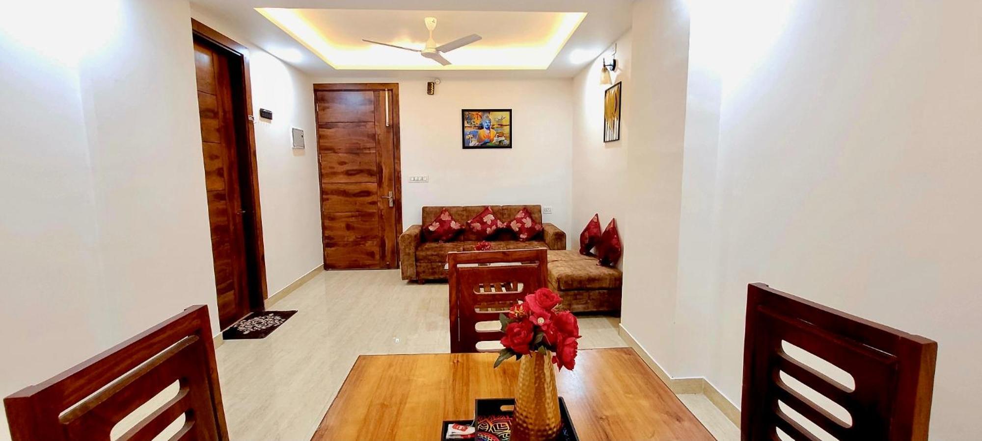 Yogvan Luxury 1bhk Tapovan Apartment