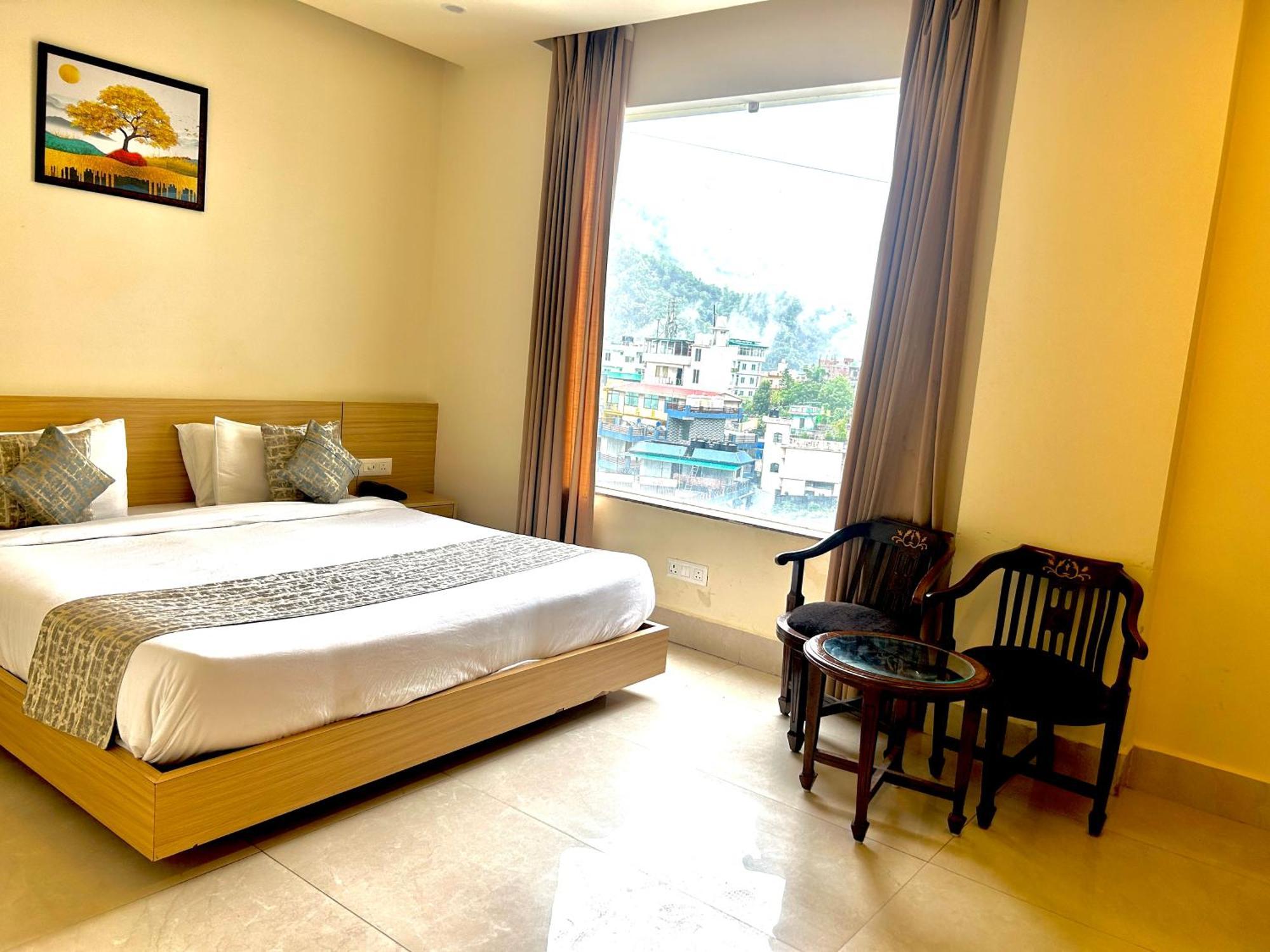 Aqua Vibes Hotel 3*