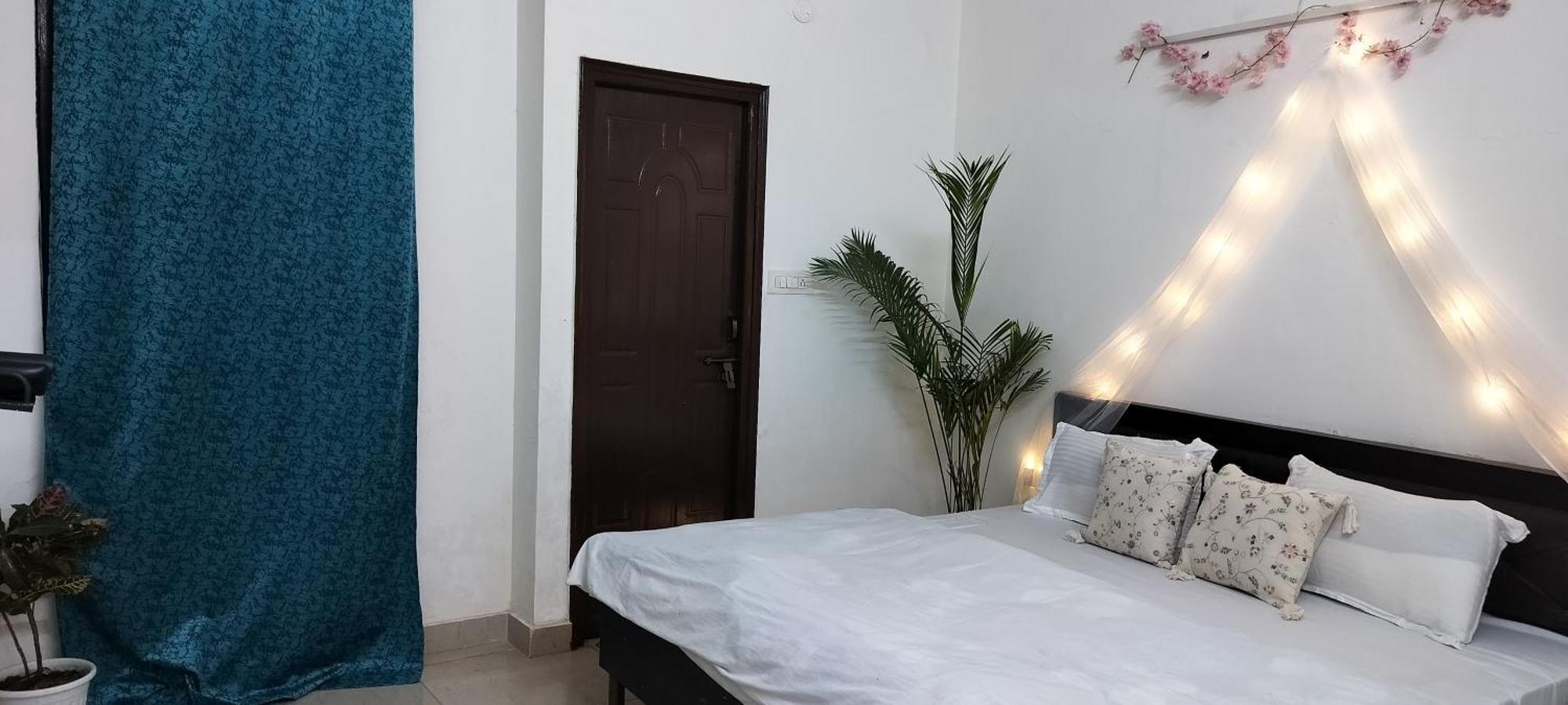 Ensquare - 2bhk With Netflix, Kitchen Near Laxman Jhula Tapovan Rishikesh