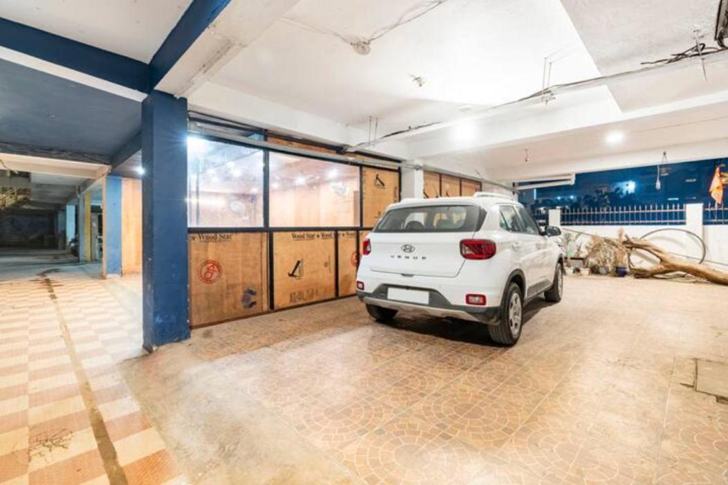 Ensquare - 2bhk With Netflix, Kitchen Near Laxman Jhula Tapovan *