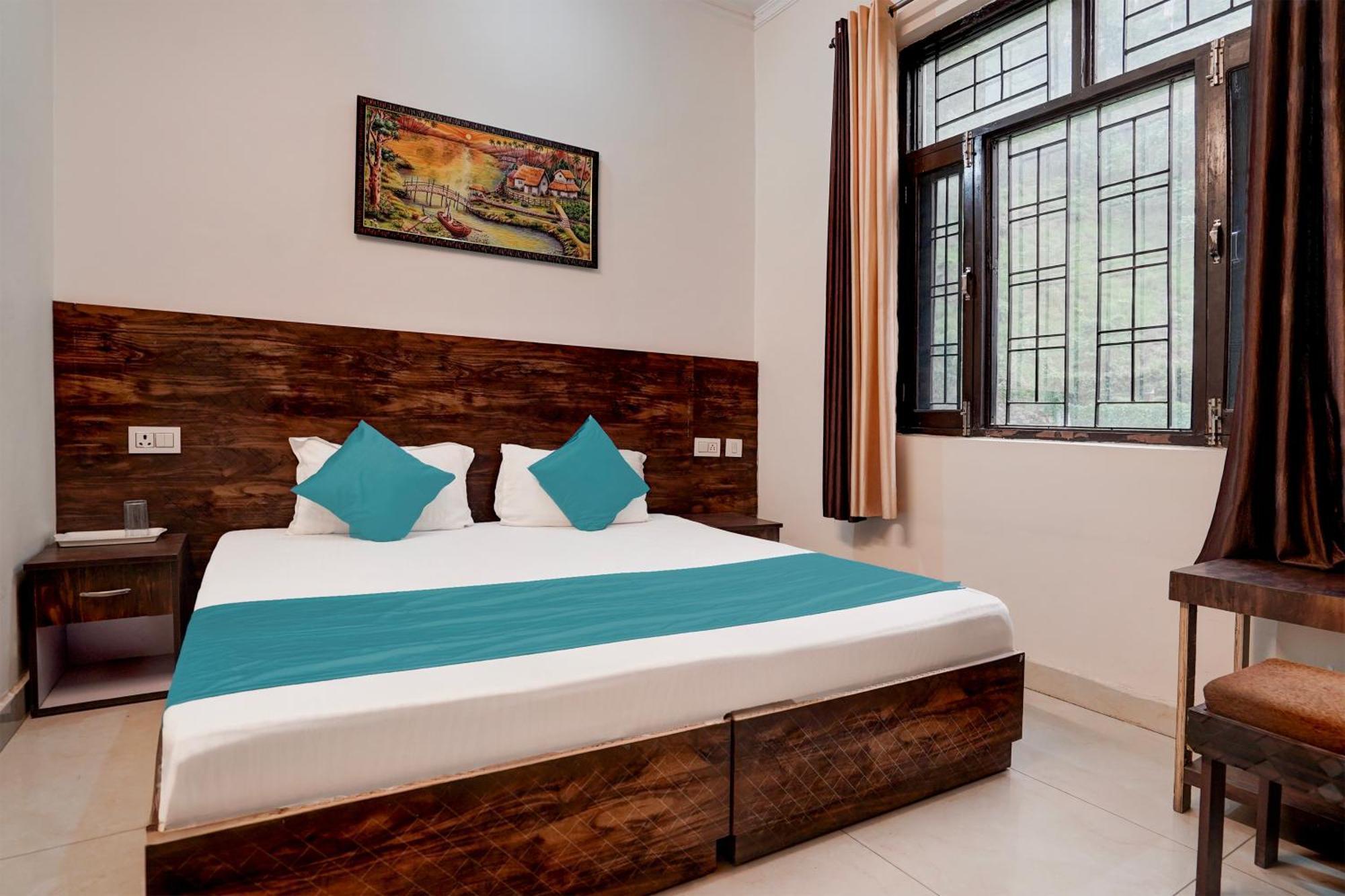 Aradhana Palace Hotel