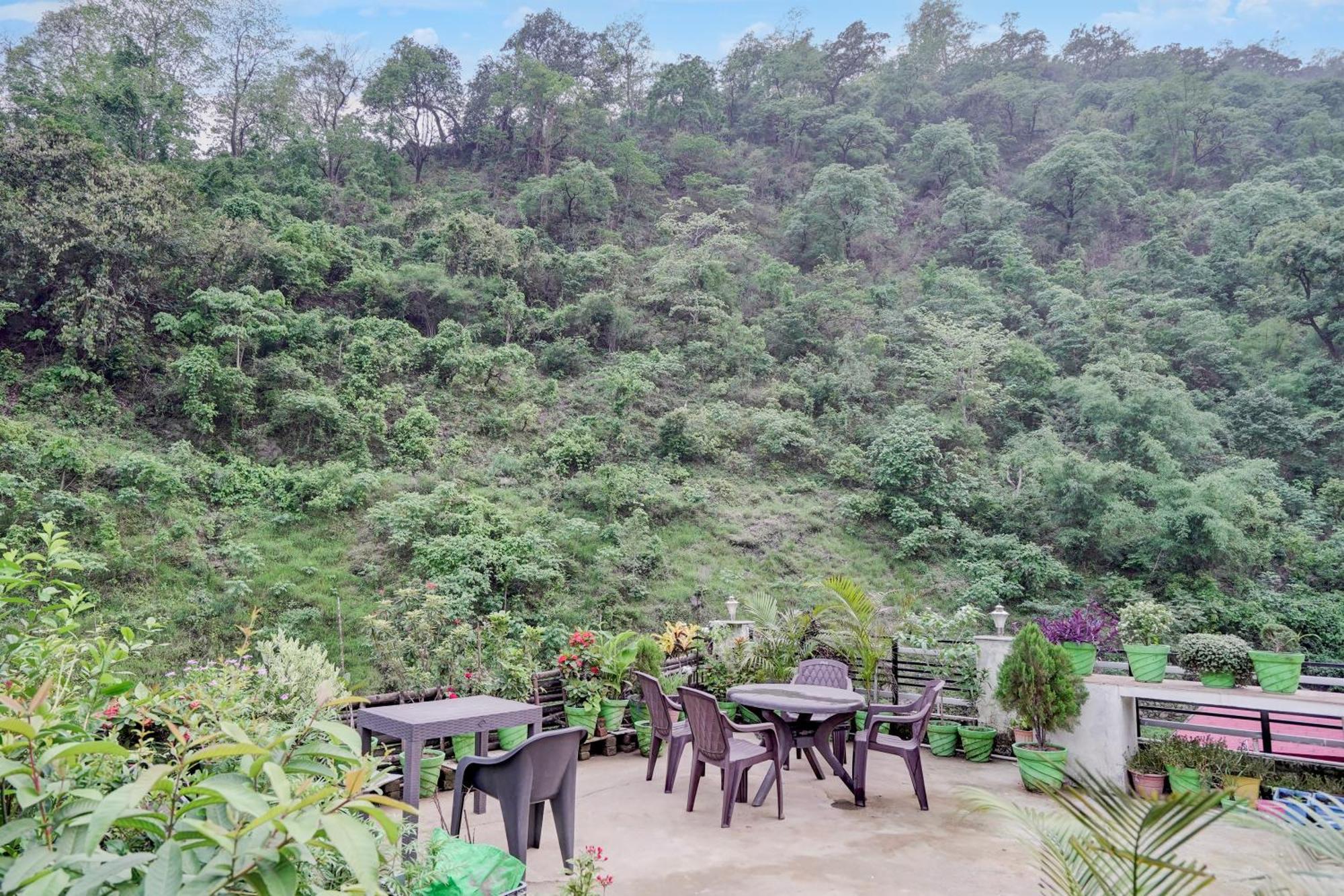 Aradhana Palace Hotel