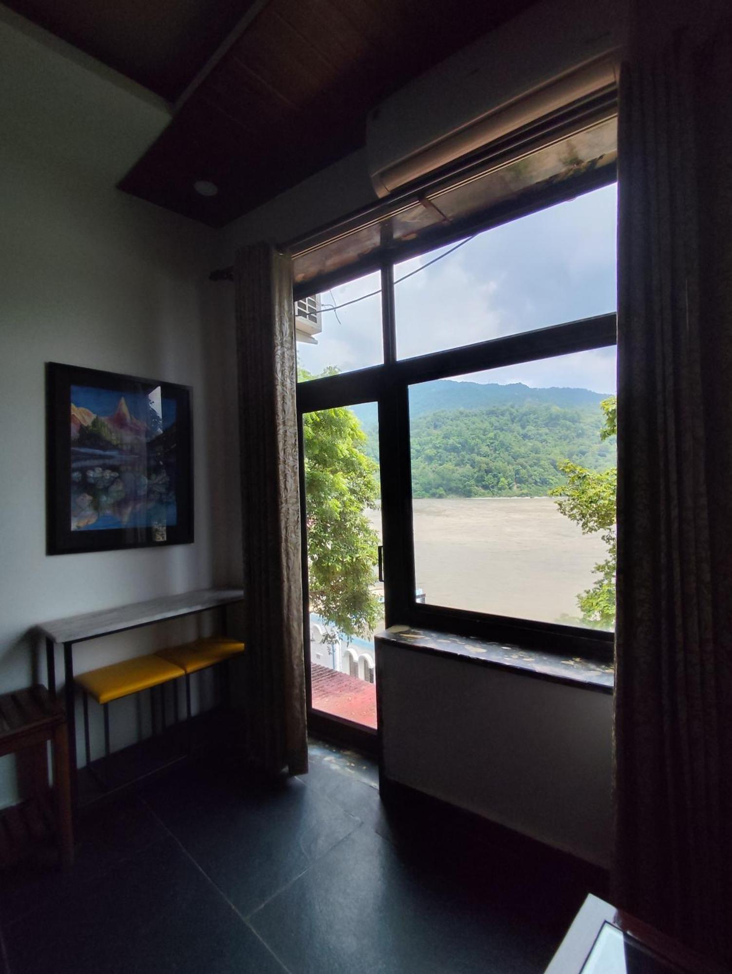 Meeram Ganga, A Heritage By The Ganges At Triveni Ghat * Rishikesh