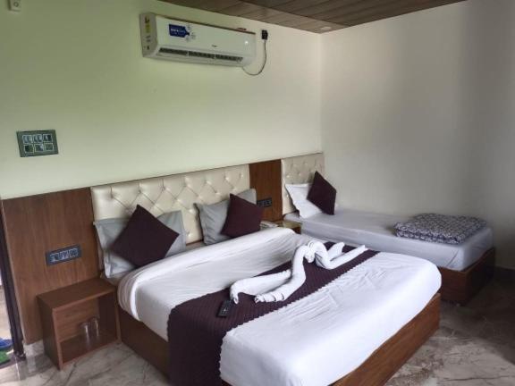 Hotel Mount View Inn Hotel Tapovan