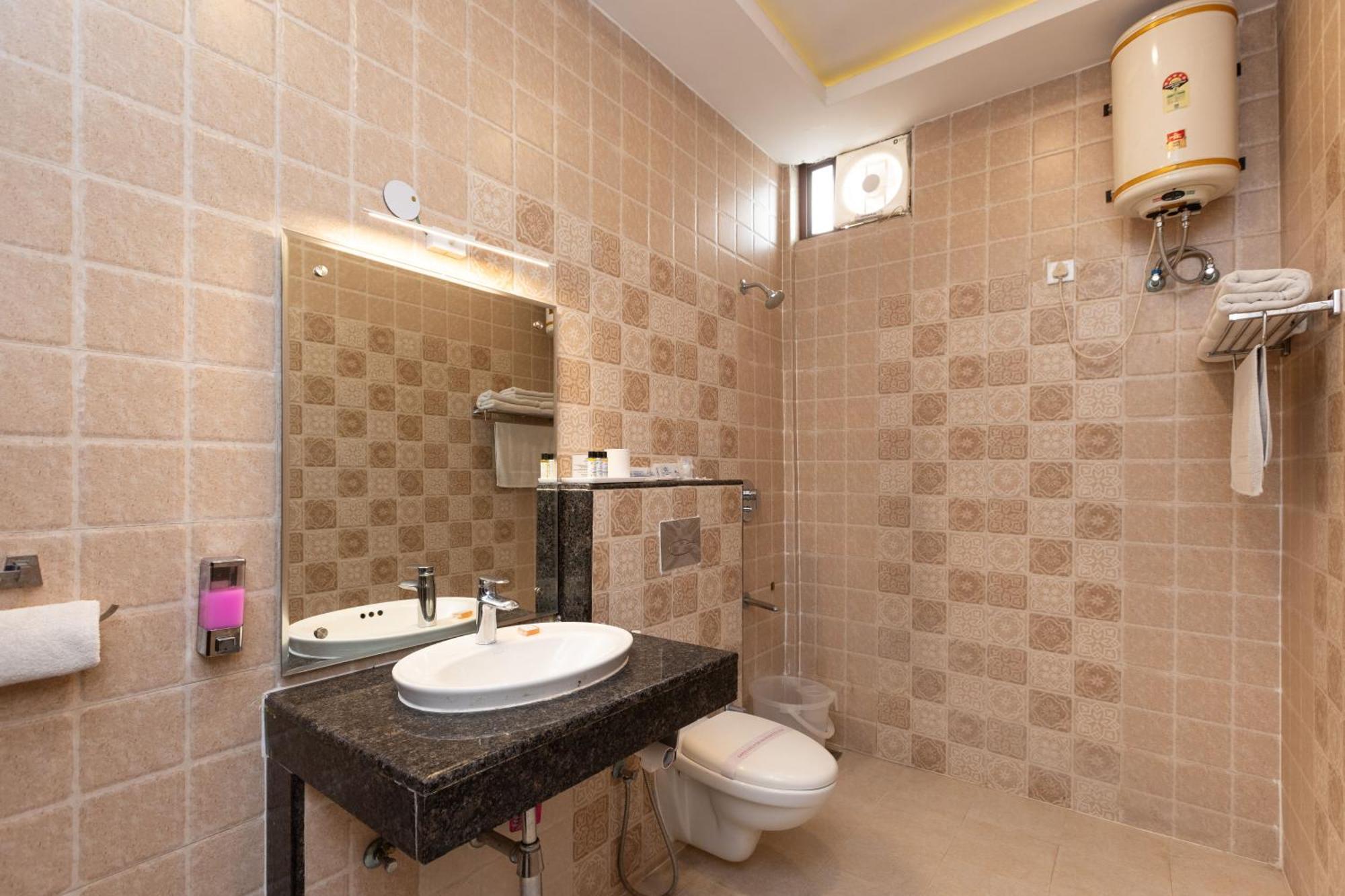 Indira Nikunj Rubystone Exotic Hotel
