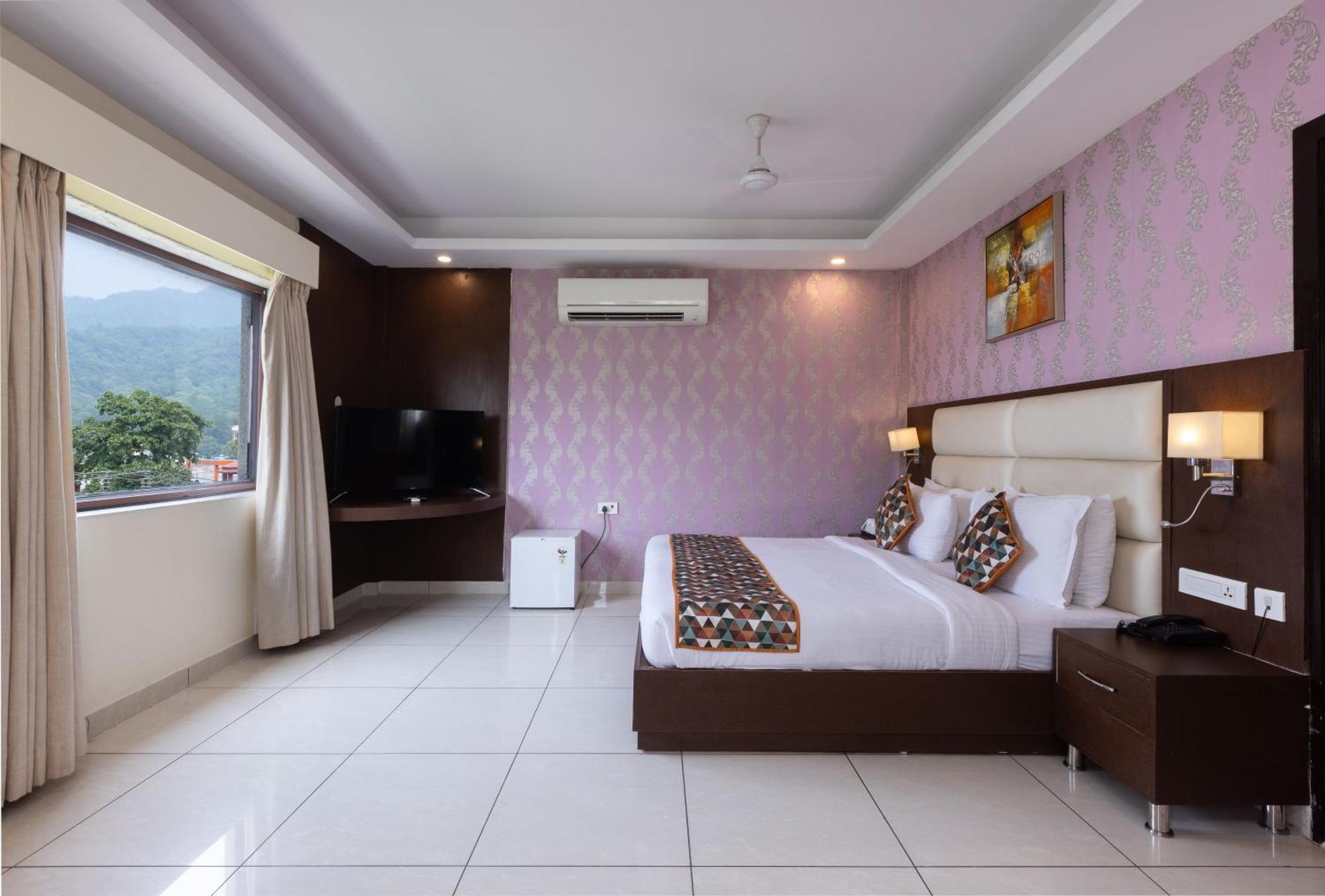 Indira Nikunj Rubystone Exotic Hotel