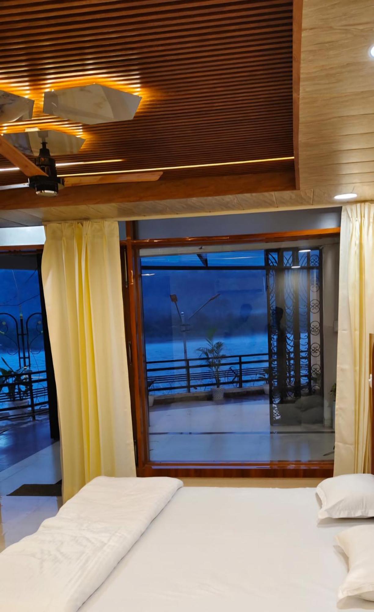The Rampal's Ganga Panoramic Guest house