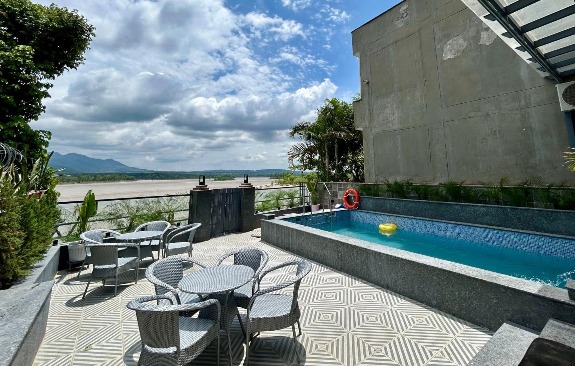 Ganga Euphoria - A Luxury On The Ganges